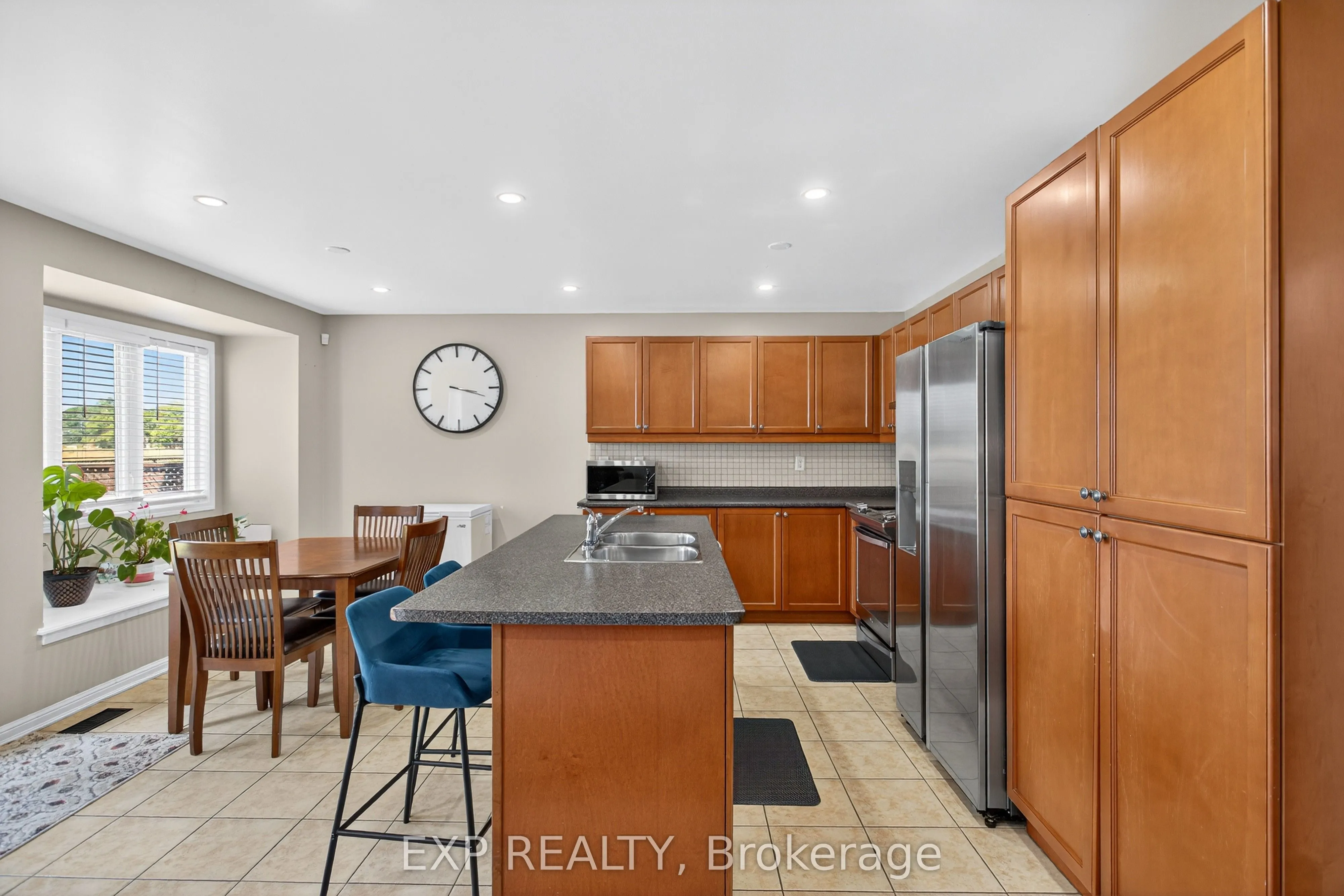 38 John W Taylor Avenue
