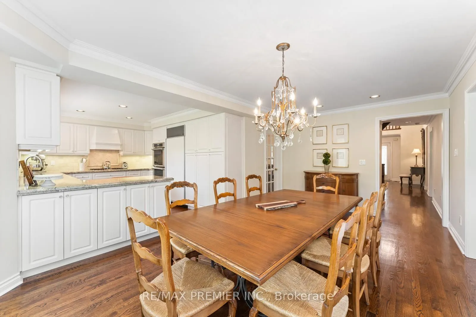82 Jules Avenue