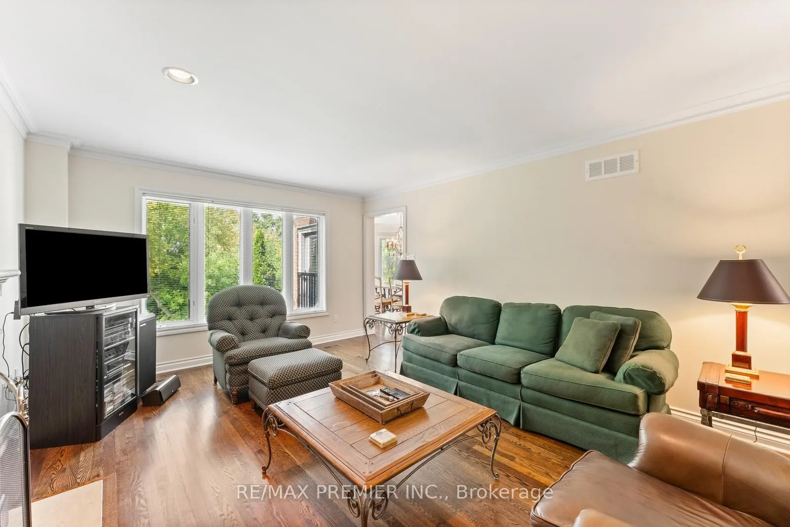 82 Jules Avenue