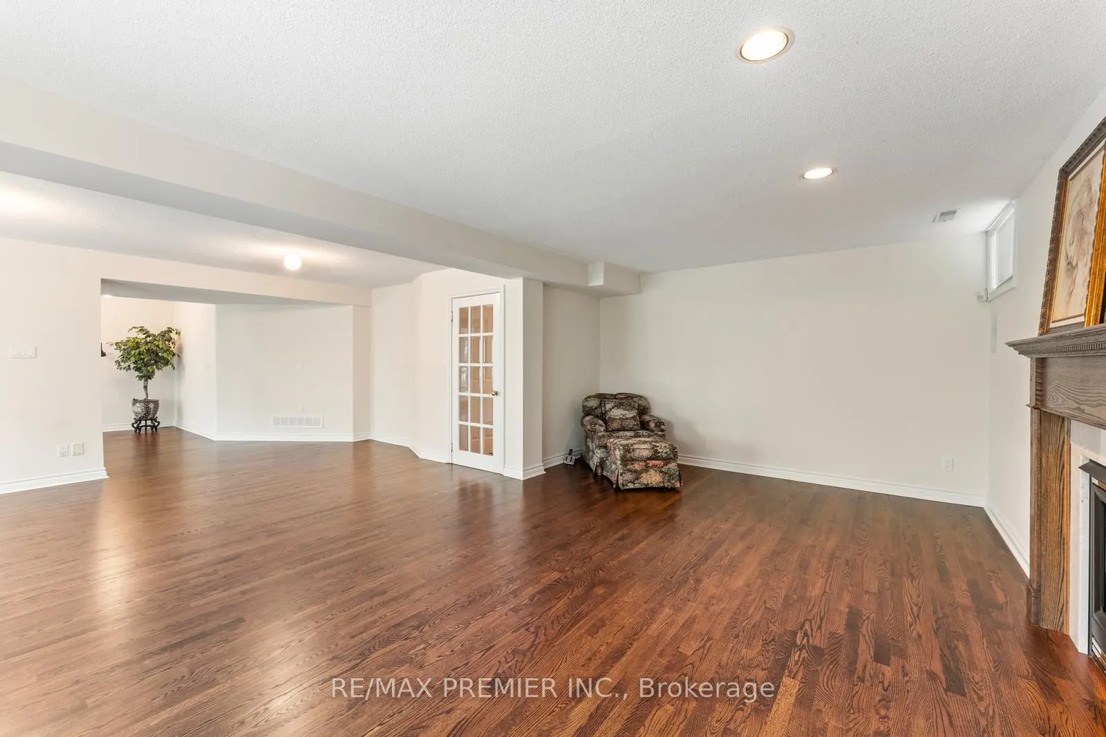 82 Jules Avenue