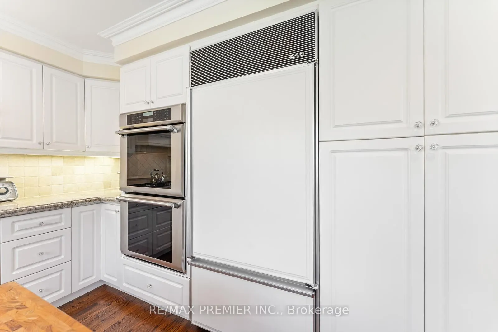 82 Jules Avenue