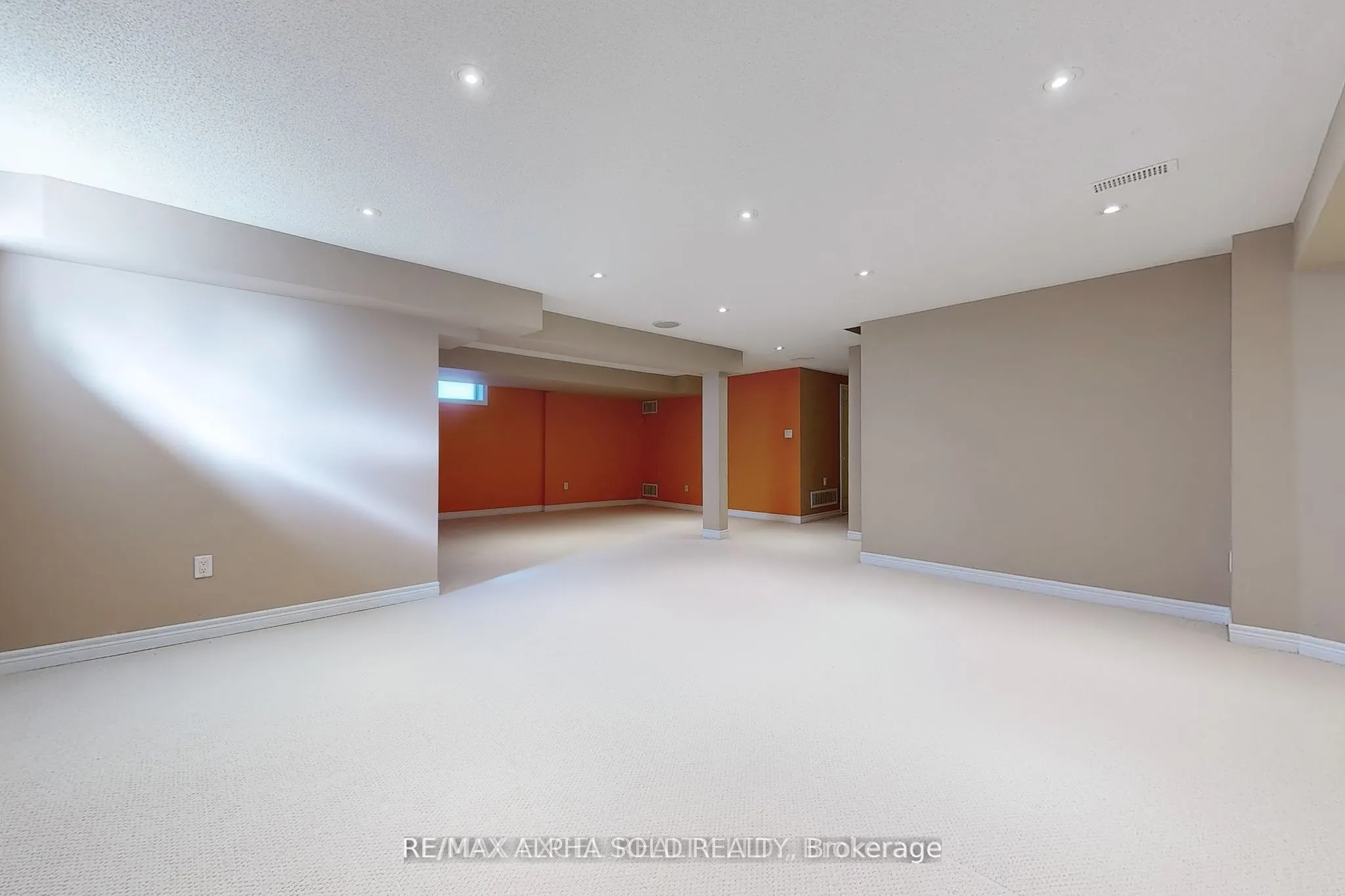 60 Gordon Weeden Road
