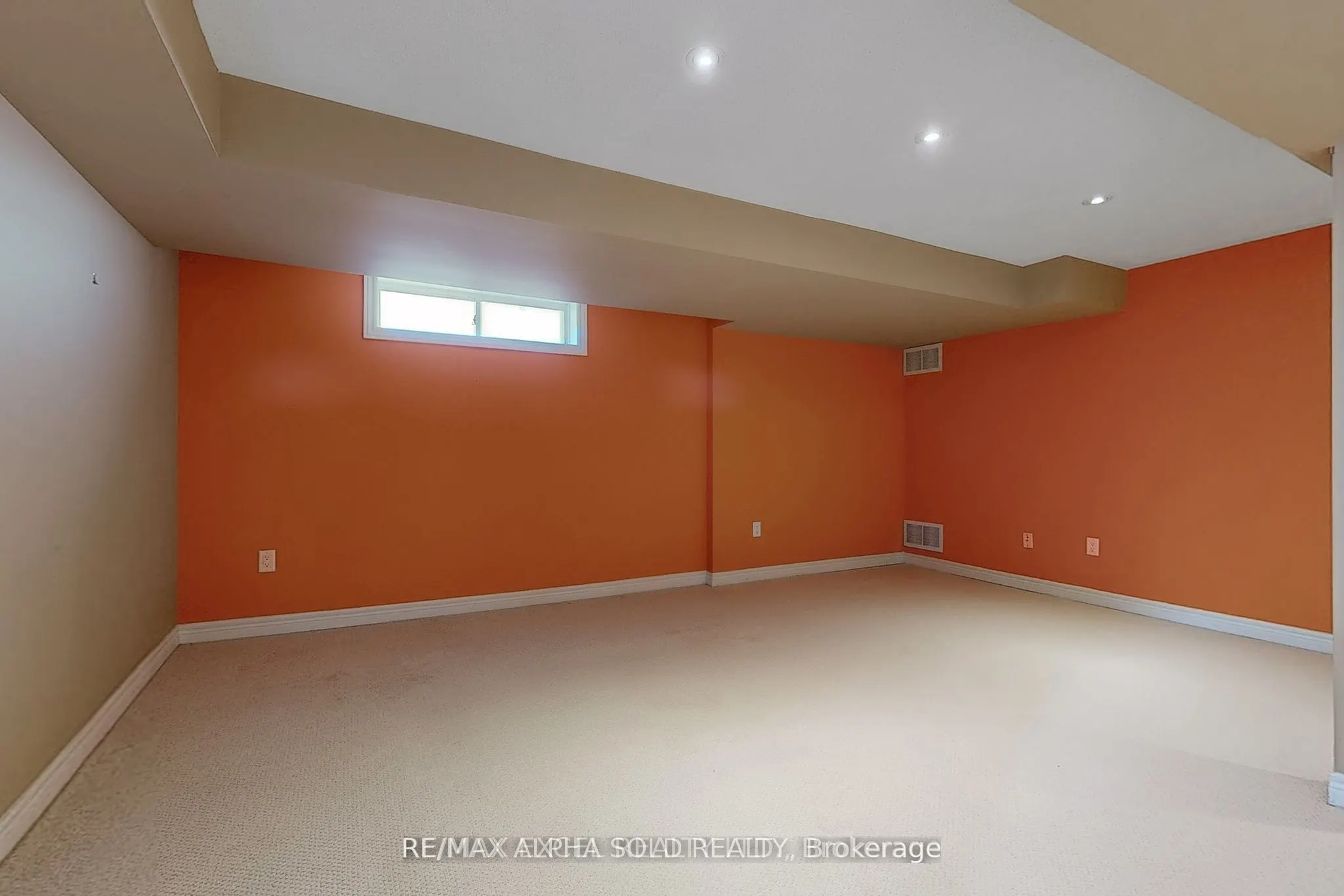 60 Gordon Weeden Road