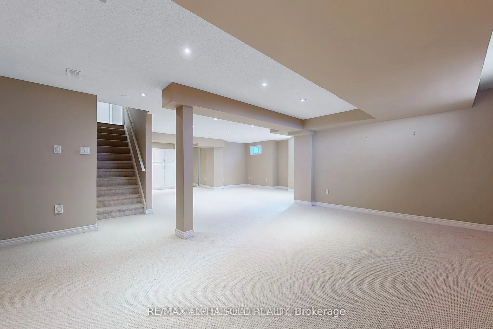 60 Gordon Weeden Road