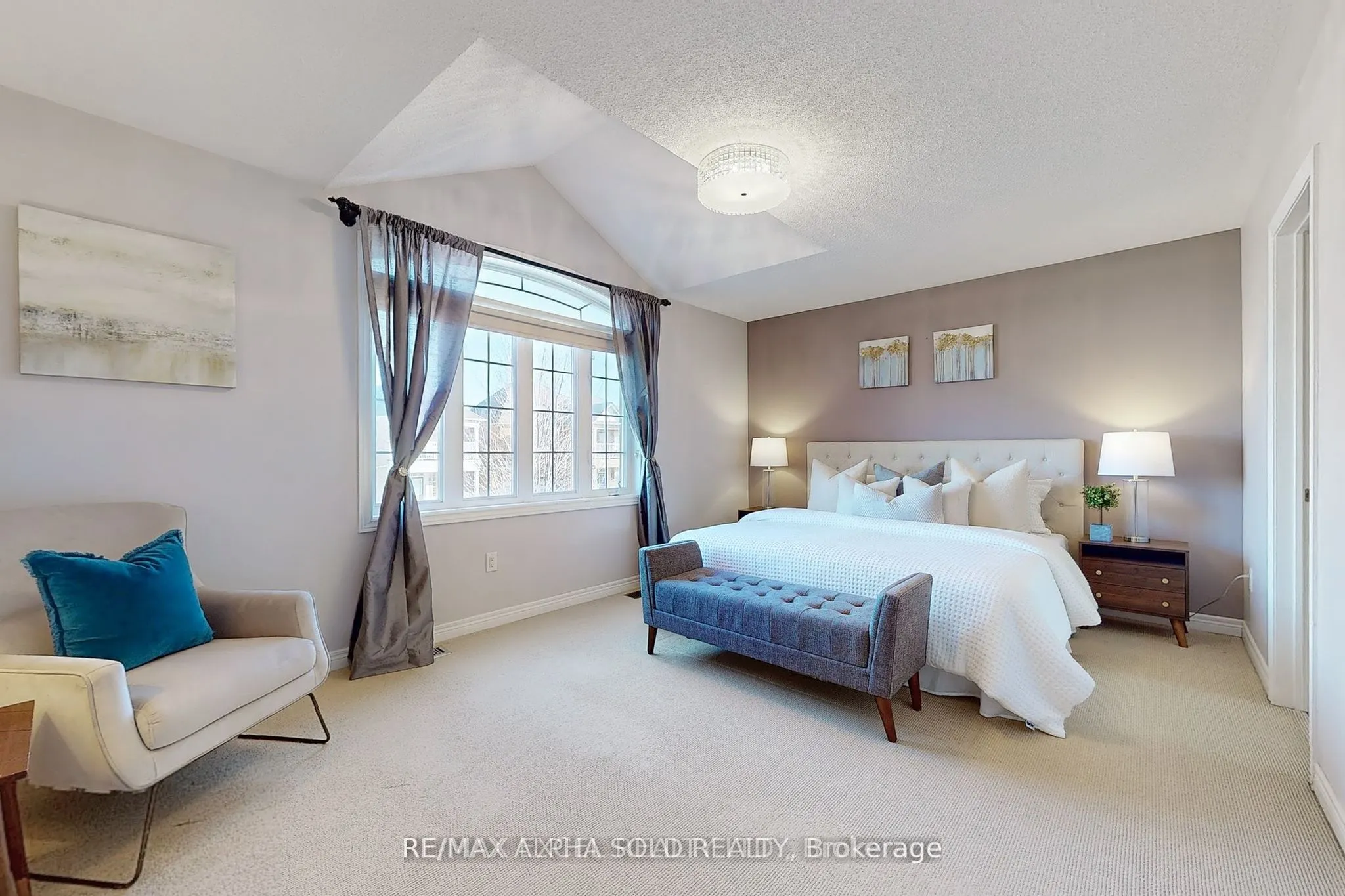 60 Gordon Weeden Road