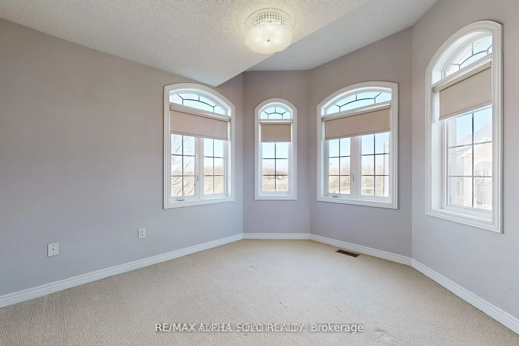 60 Gordon Weeden Road
