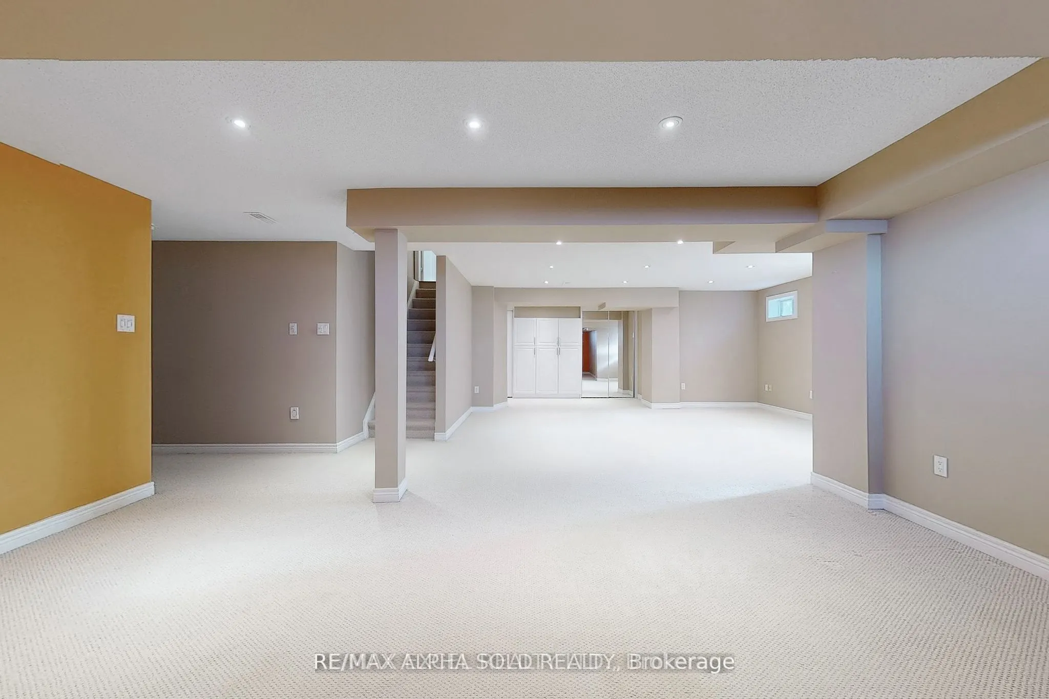 60 Gordon Weeden Road