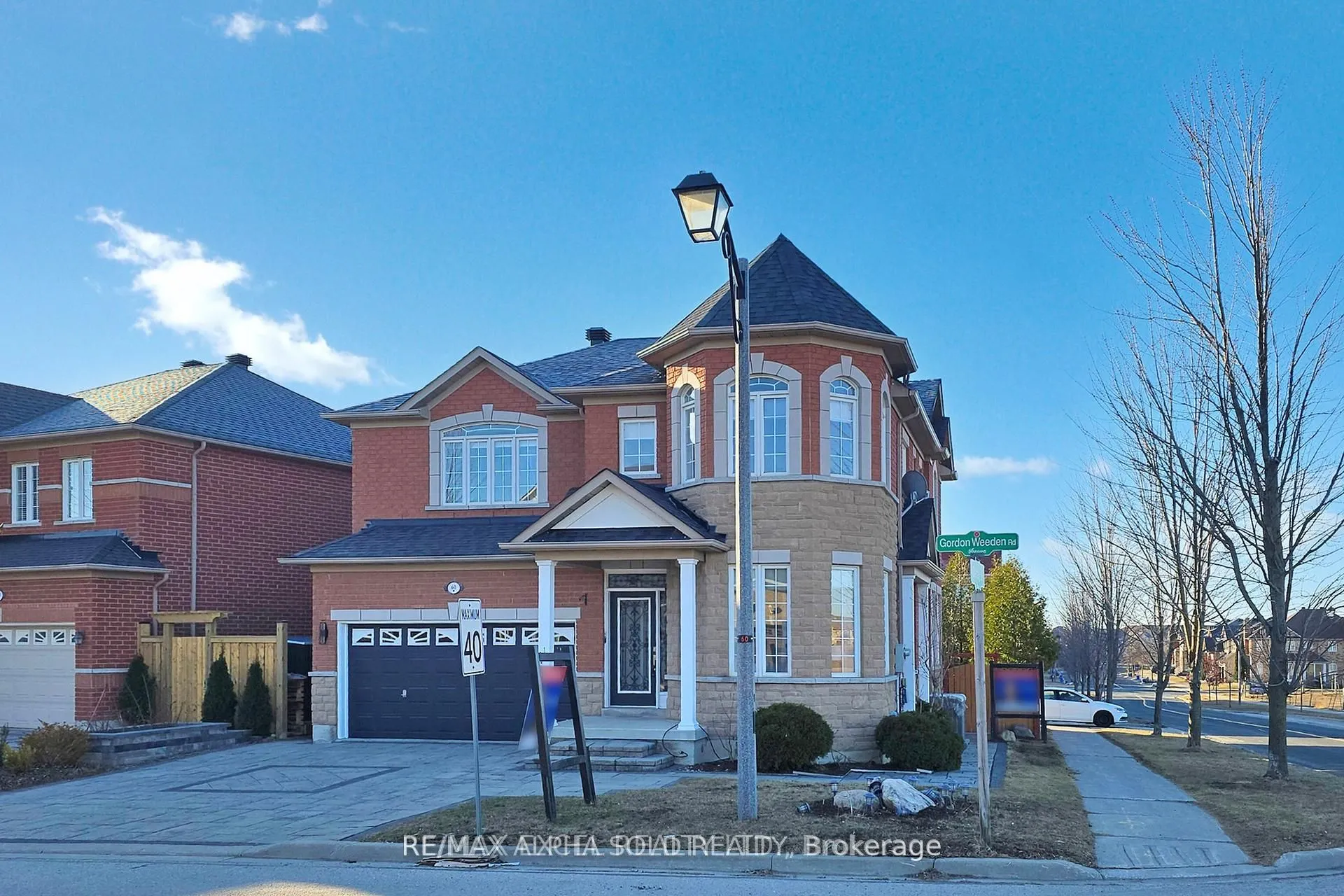 60 Gordon Weeden Road