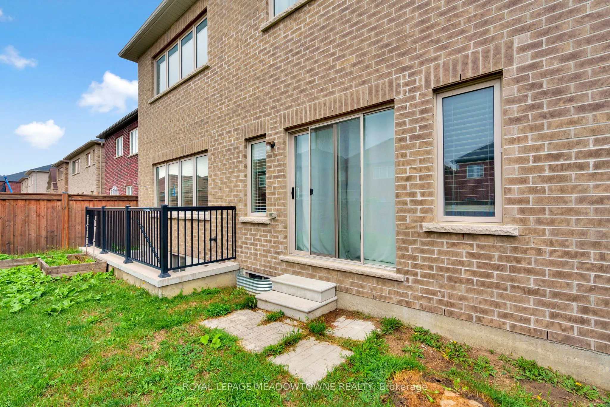 1029 Barton Way