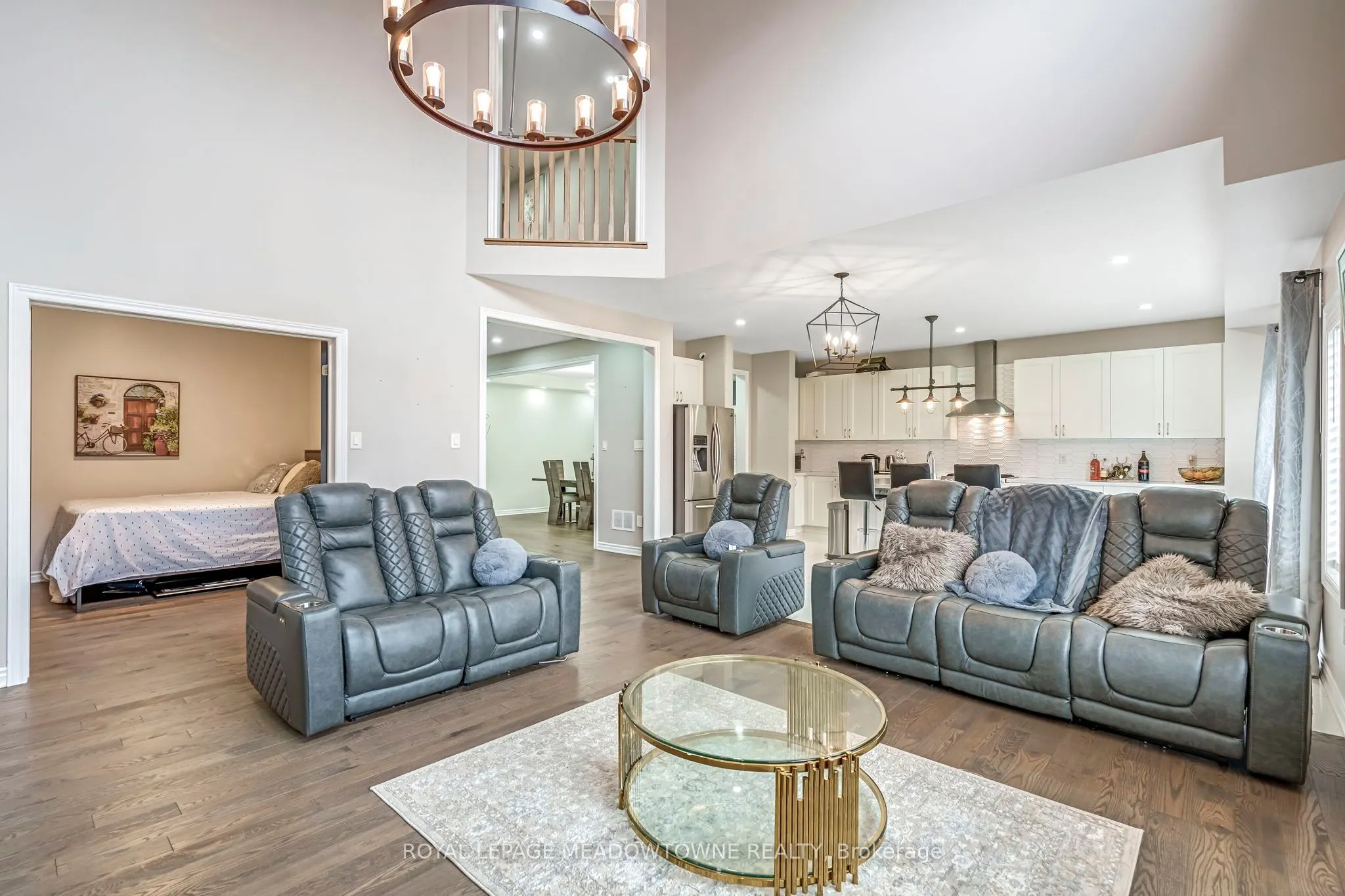1029 Barton Way