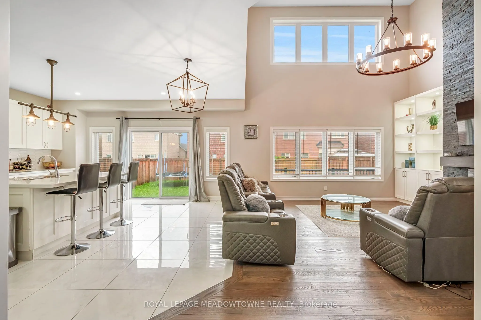 1029 Barton Way
