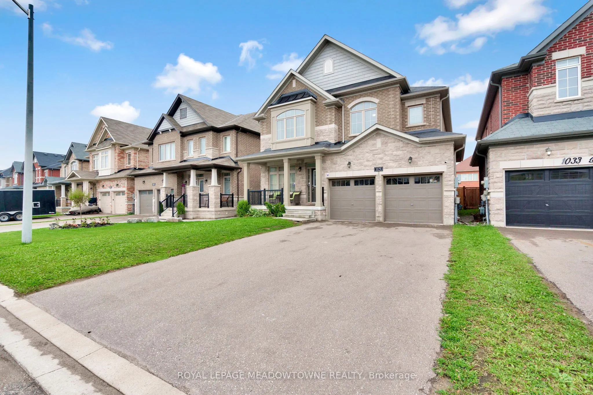 1029 Barton Way