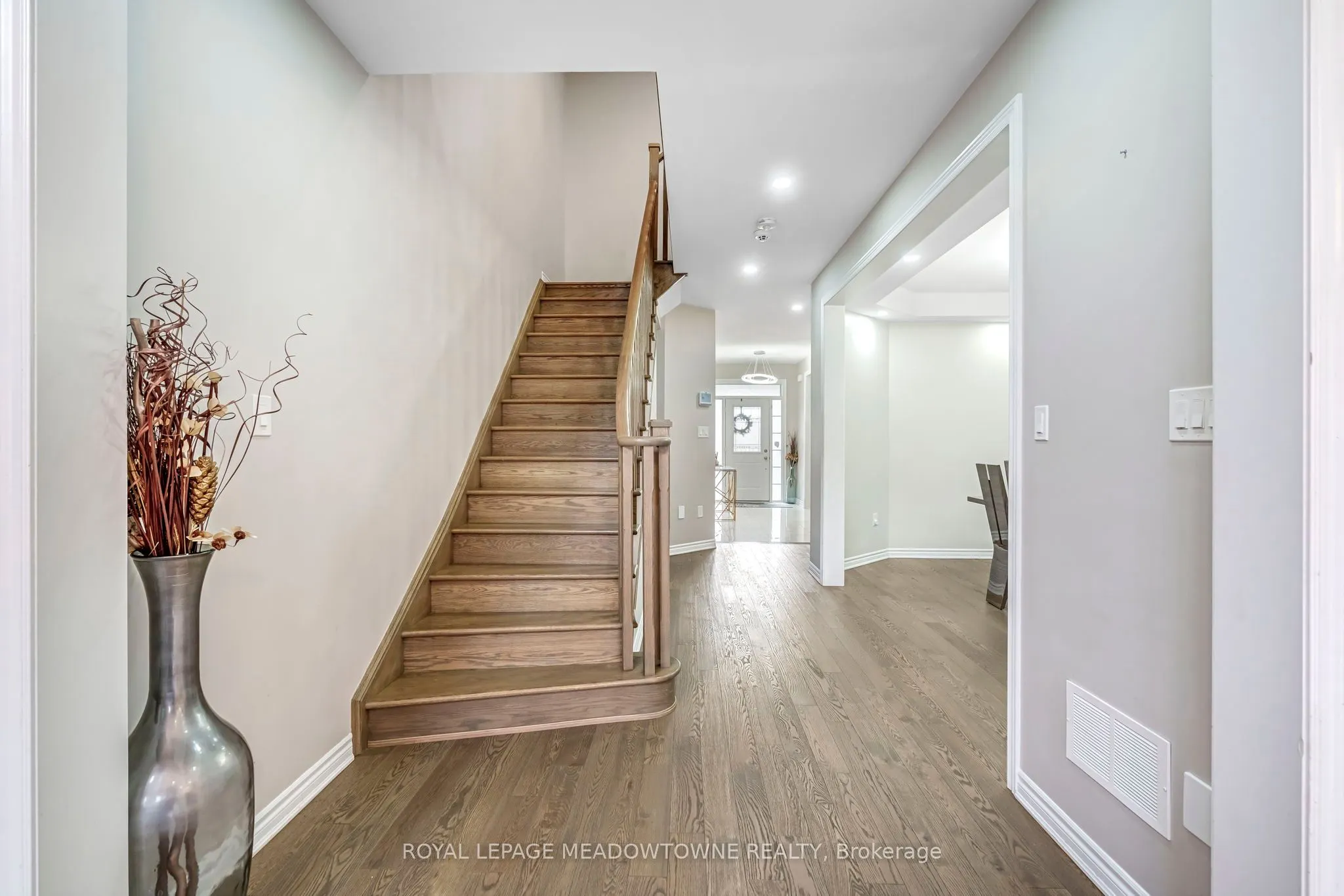 1029 Barton Way