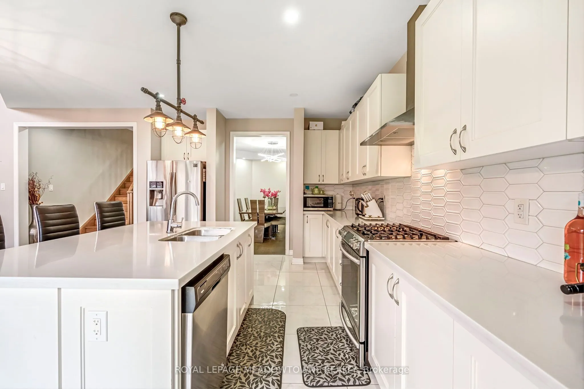 1029 Barton Way