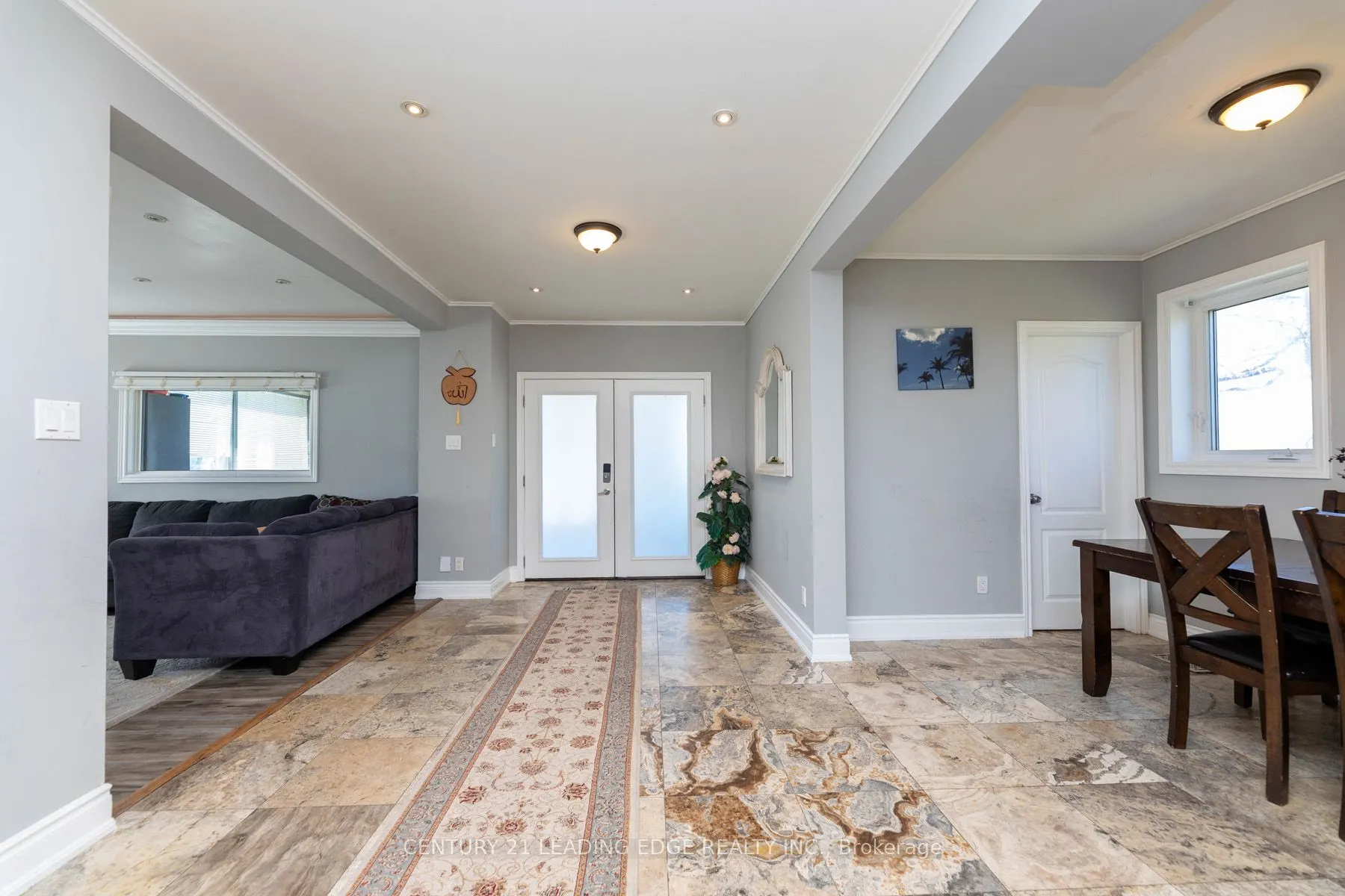 13286 Dufferin Street