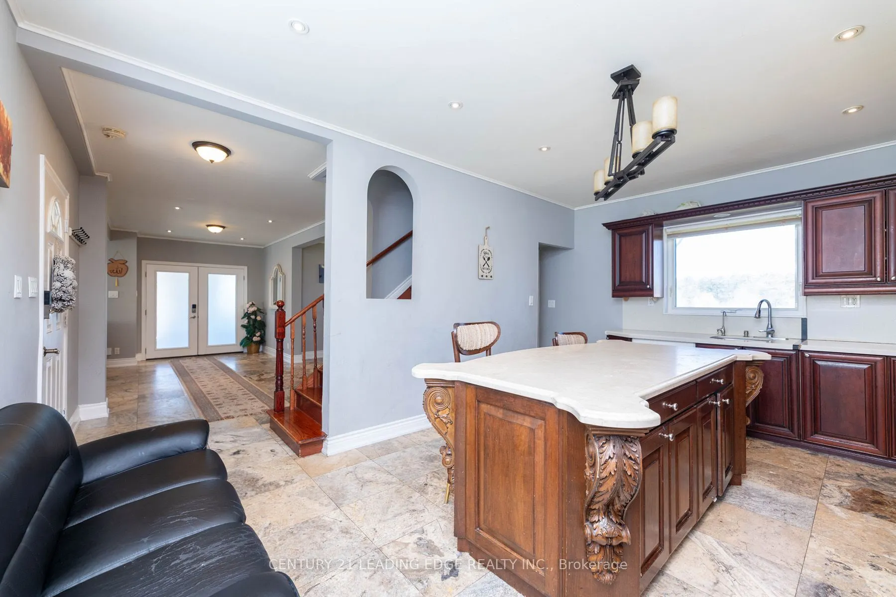 13286 Dufferin Street