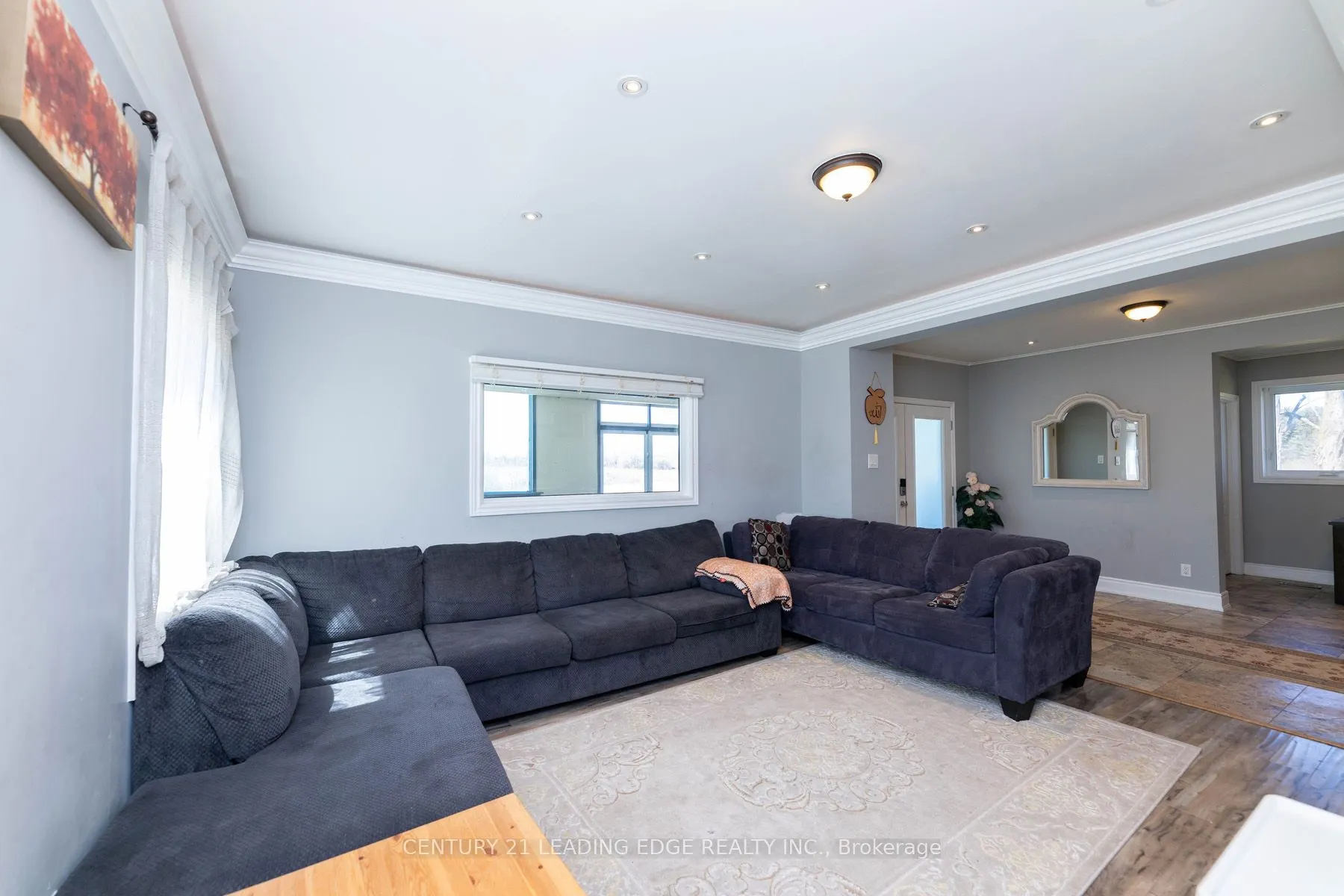 13286 Dufferin Street