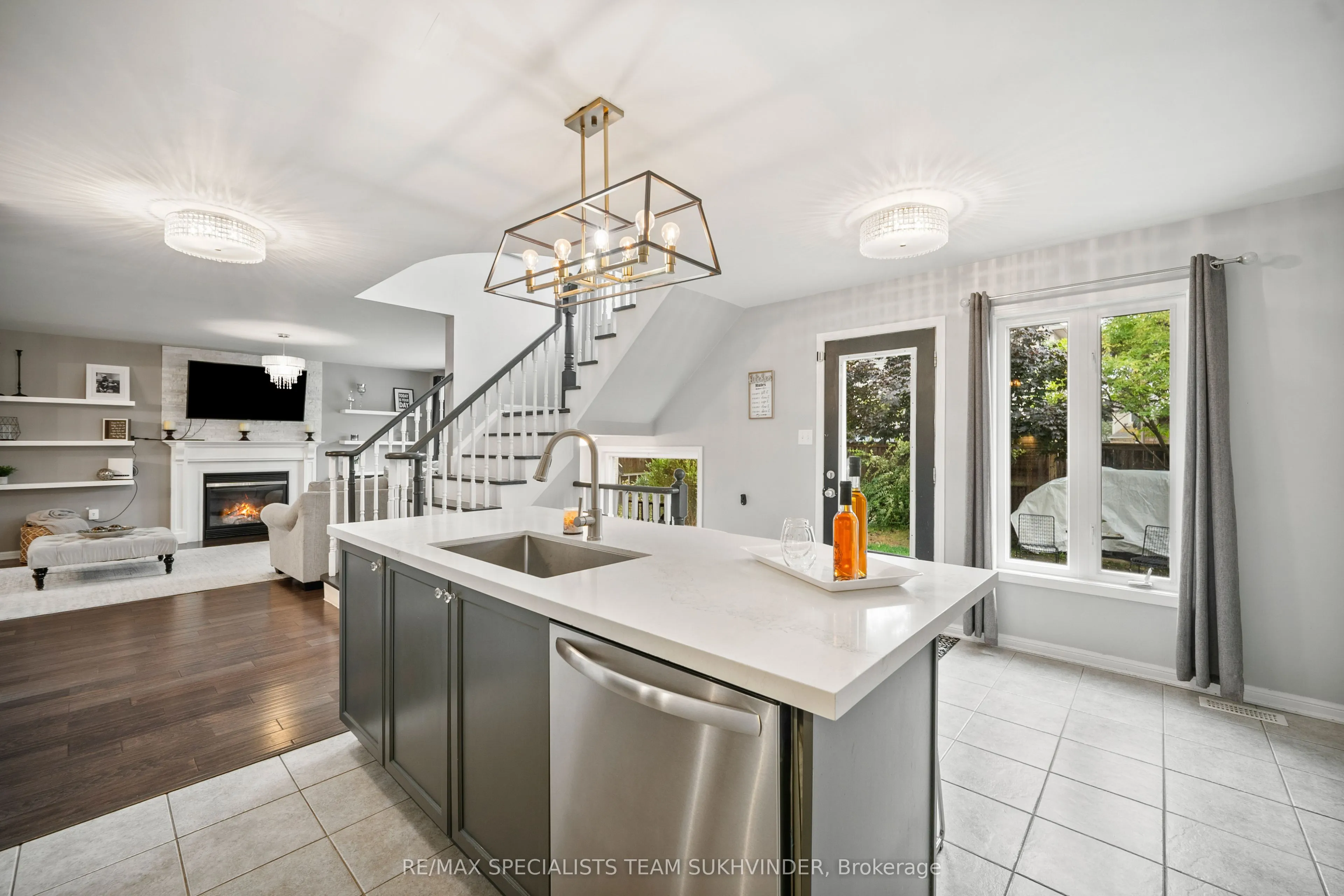 12 Dunning Drive