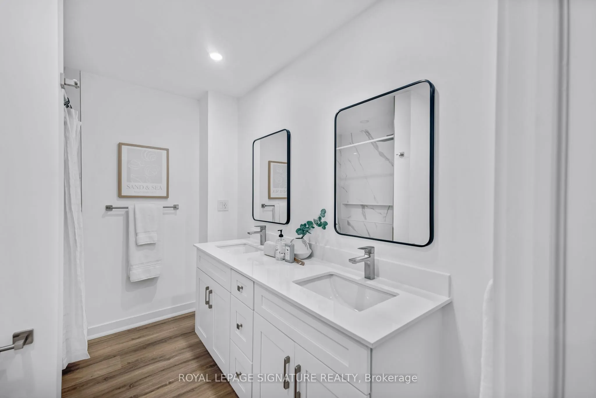 67 Poplar Crescent, #6