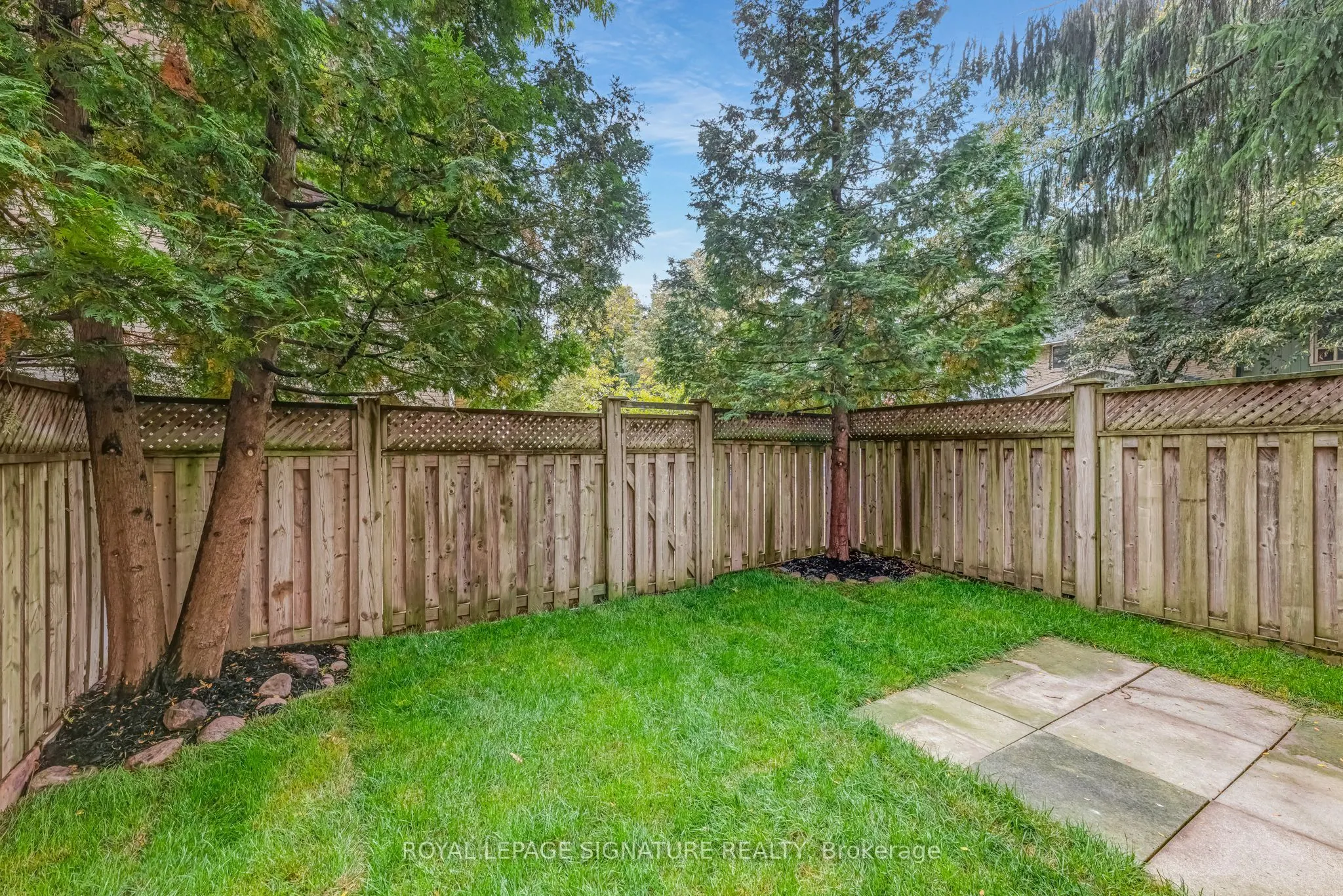 67 Poplar Crescent, #6