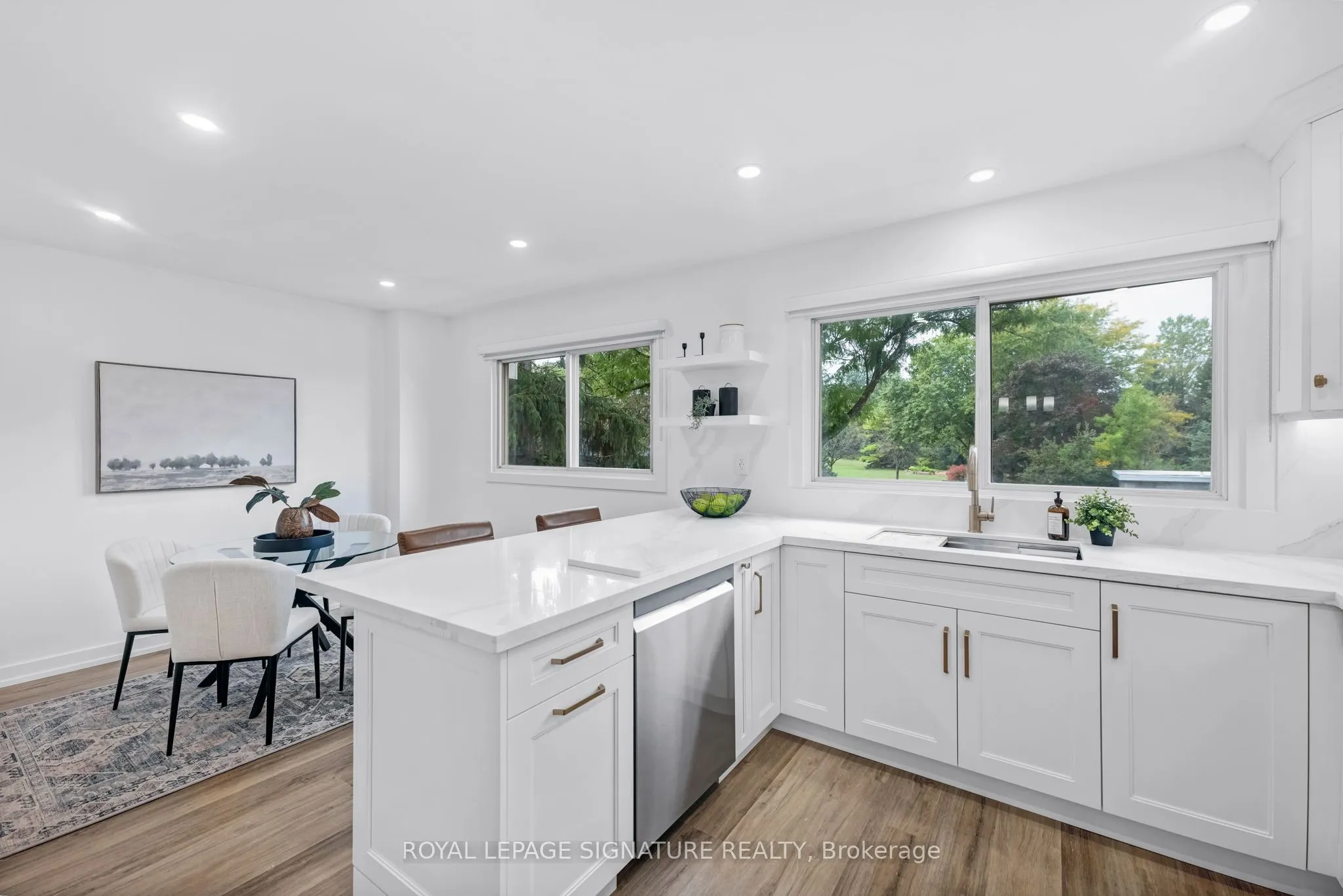 67 Poplar Crescent, #6