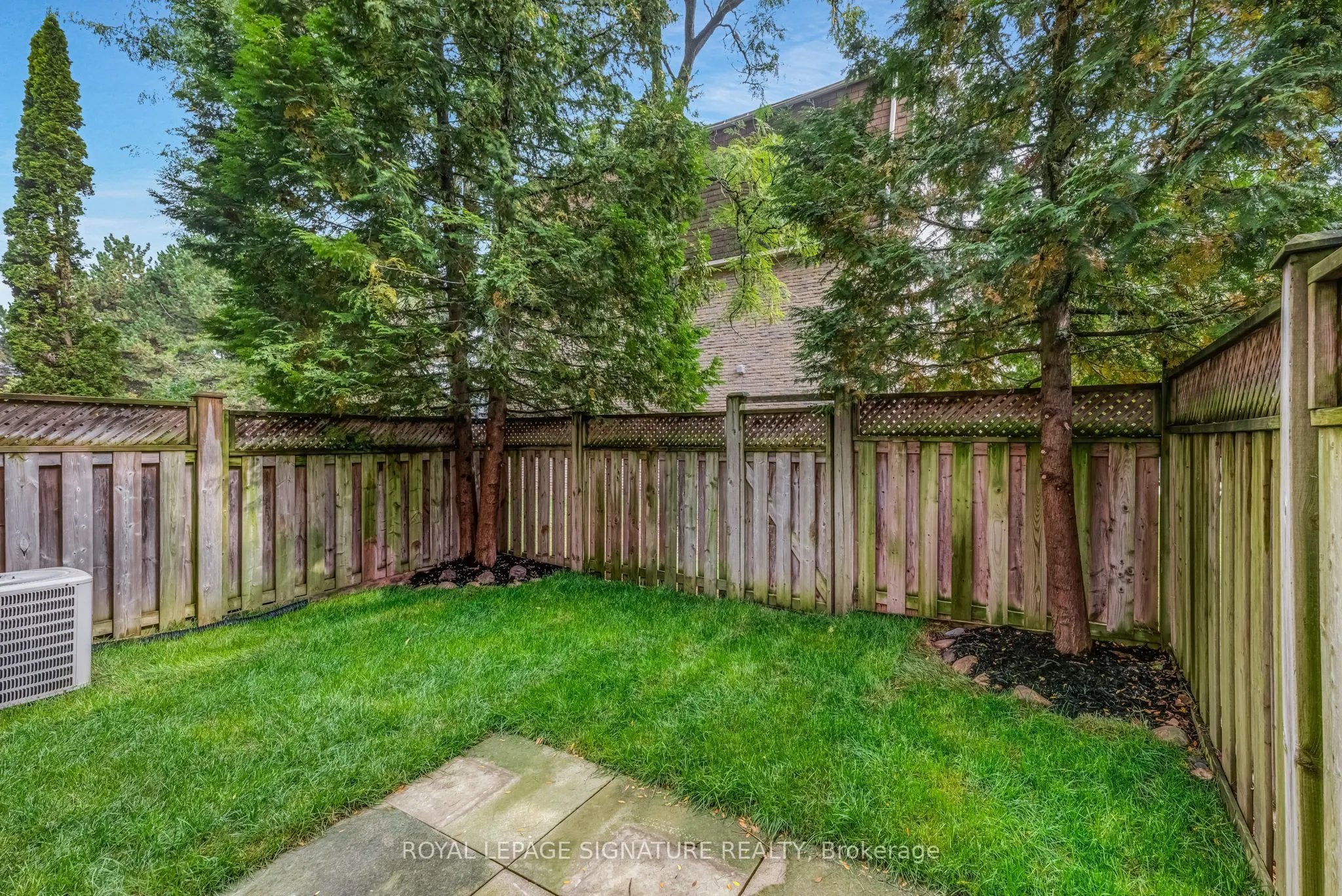 67 Poplar Crescent, #6