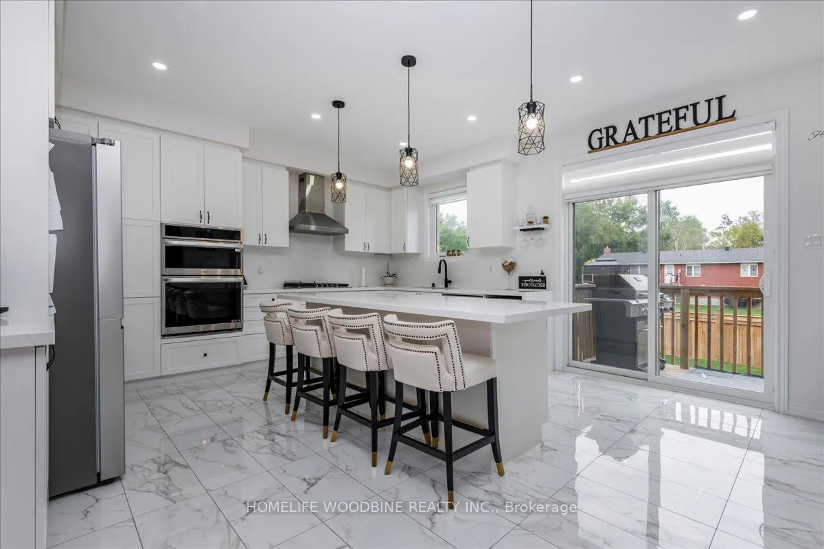 21 Wakefield Boulevard