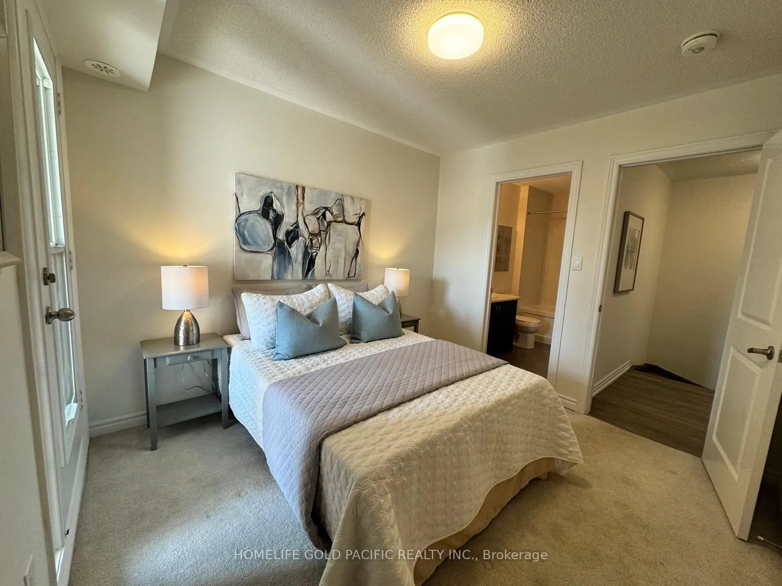 55 Cornell Centre Boulevard, #31