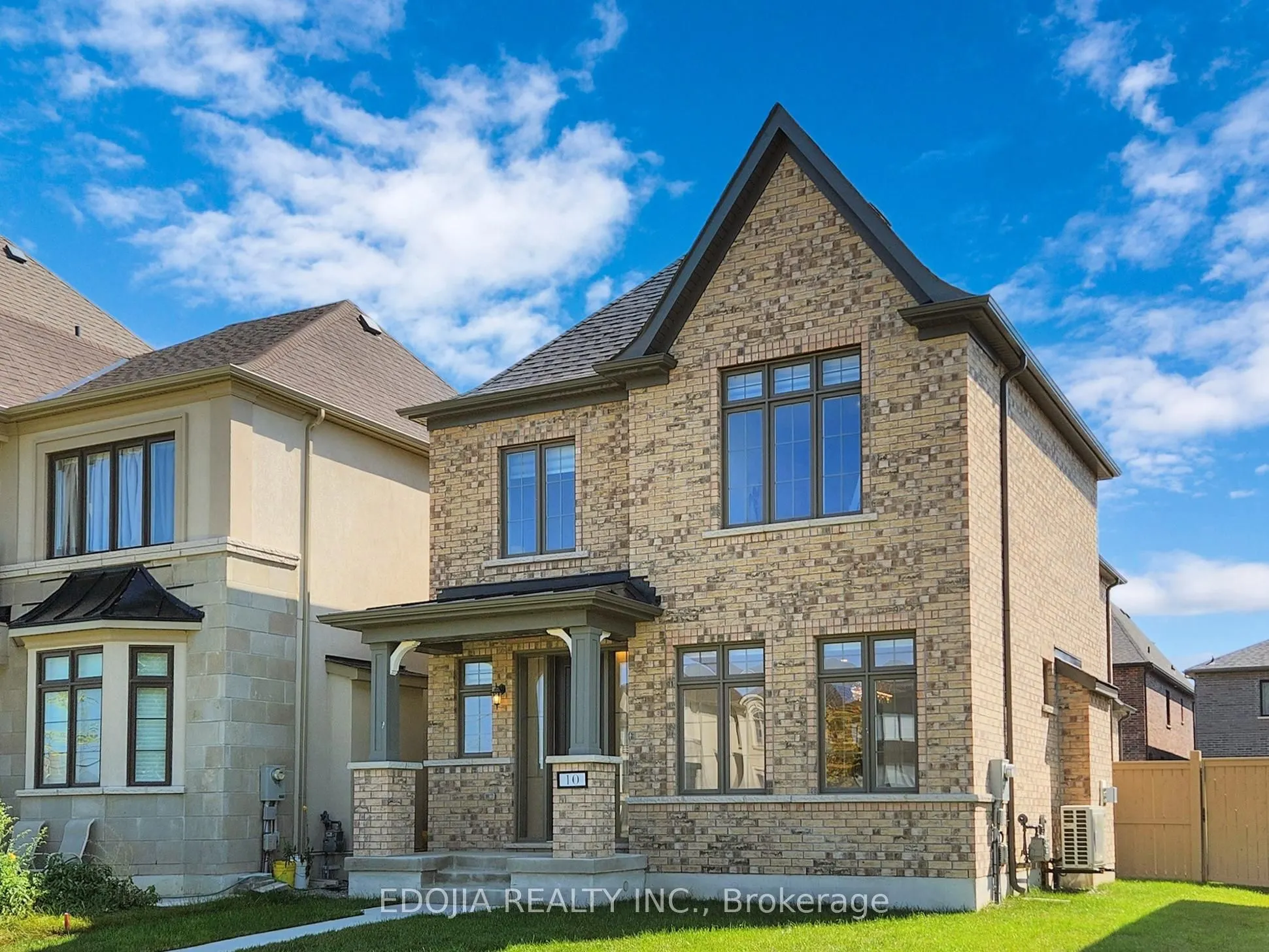 10 Pevensey Lane
