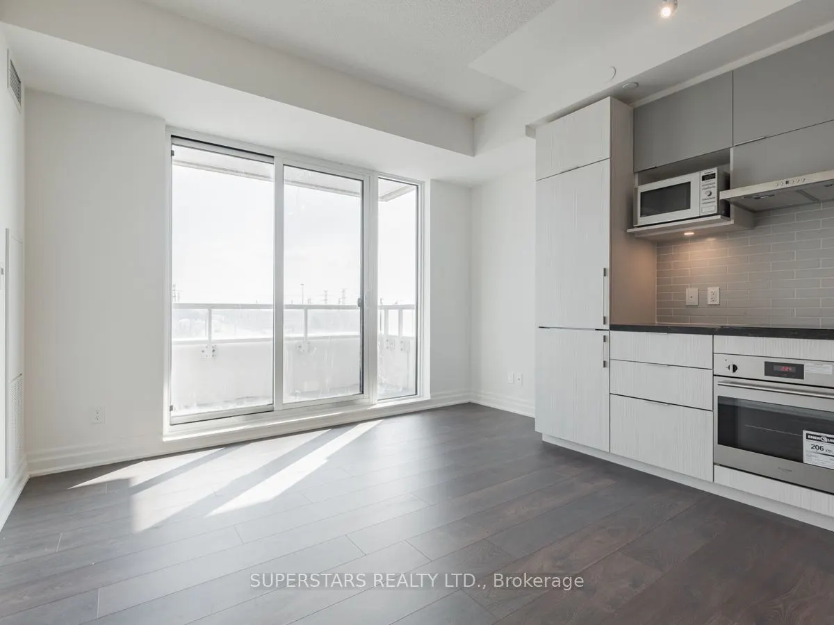 10 Rouge Valley Drive W, #614A