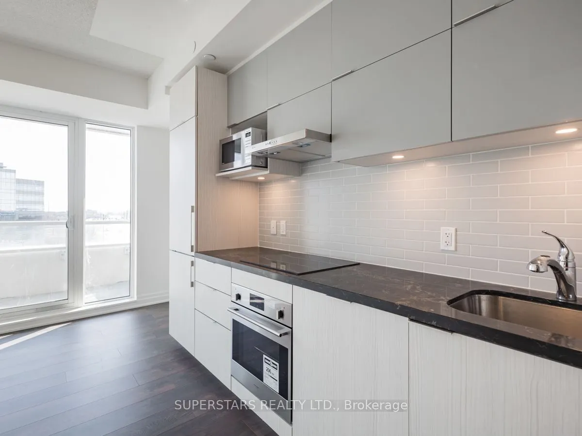 10 Rouge Valley Drive W, #614A