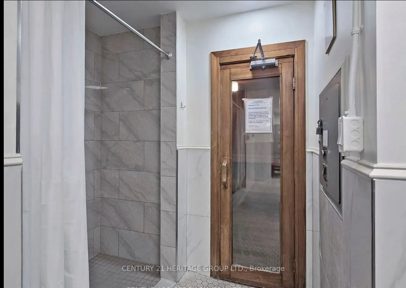 7805 Bayview Avenue, #525