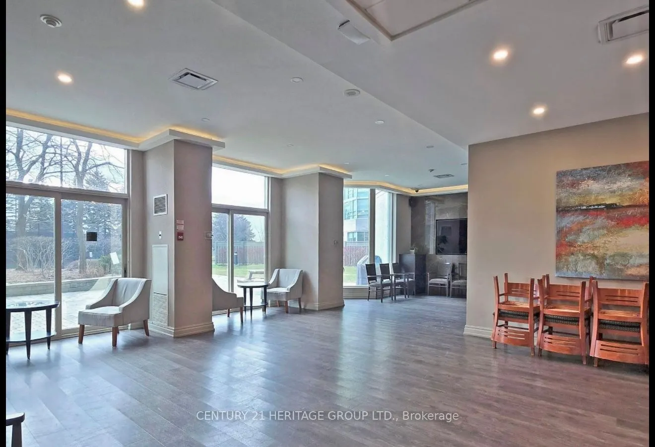 7805 Bayview Avenue, #525