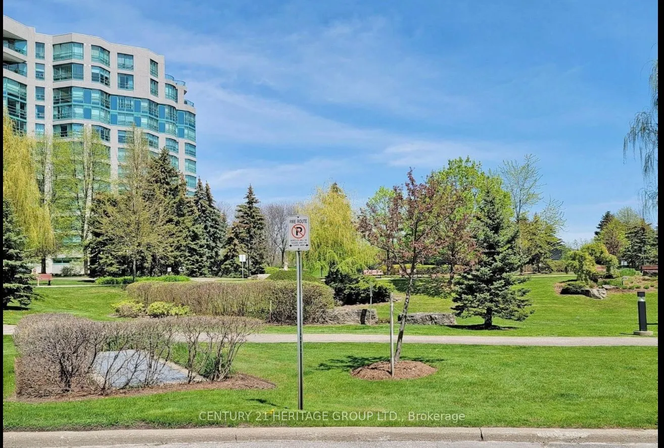 7805 Bayview Avenue, #525