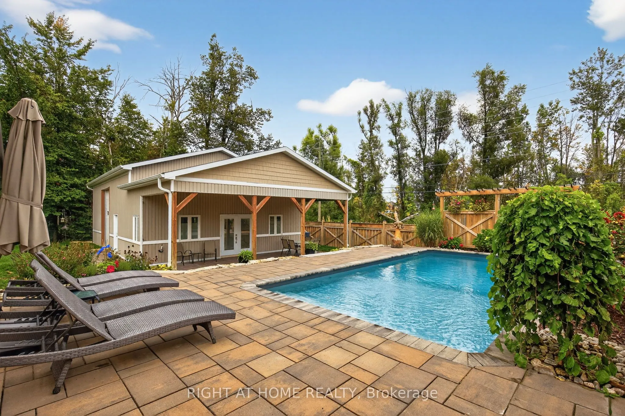 3005 Mason Drive