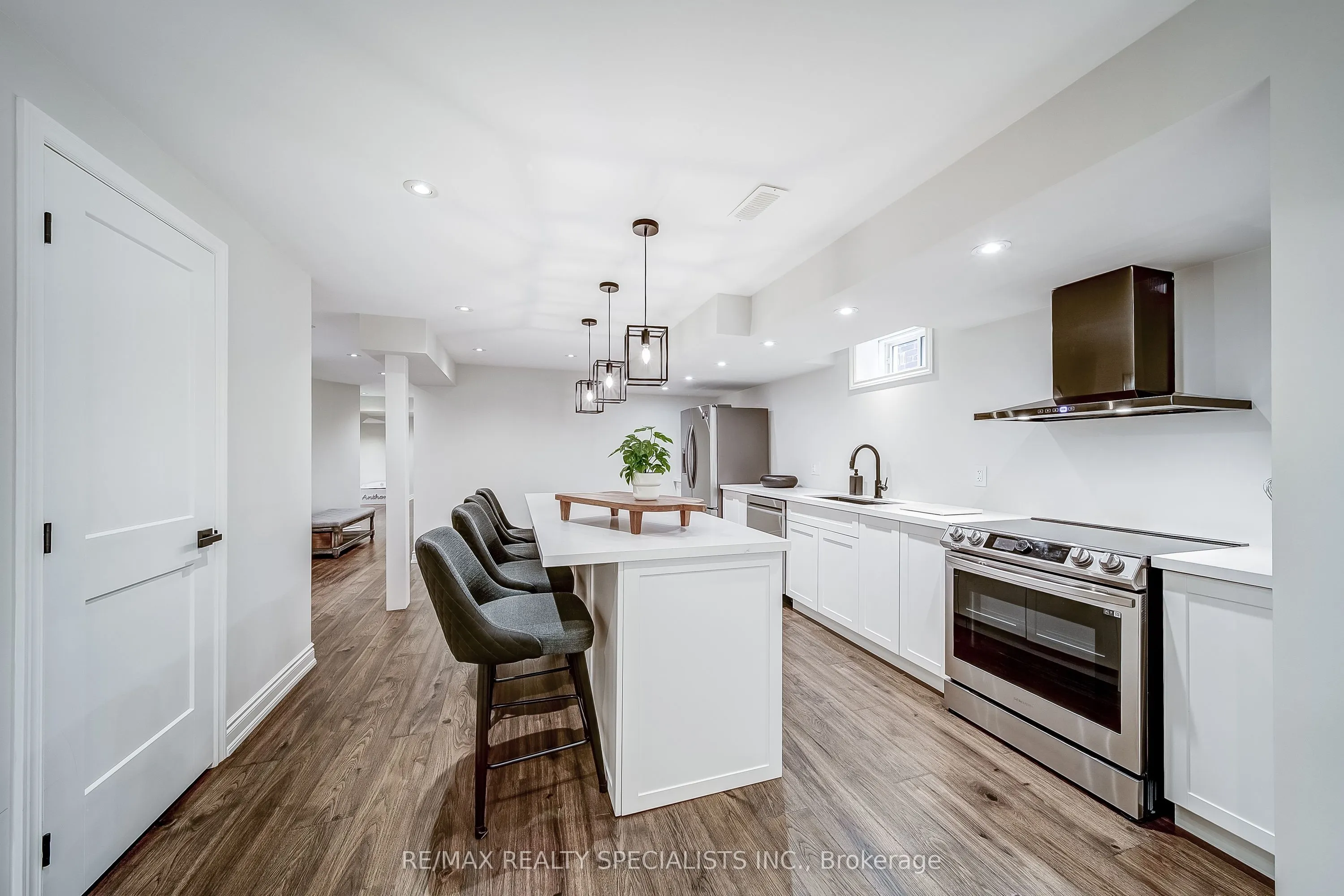 29 Langford Boulevard