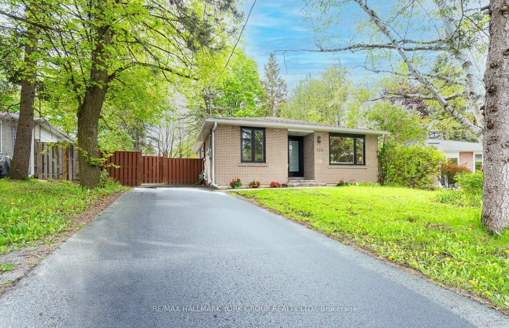106 Woodpark Pl Place