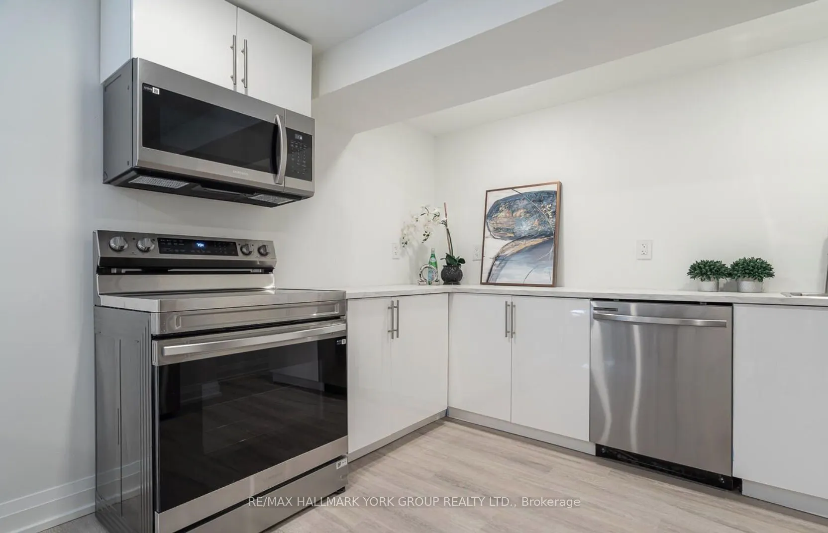 106 Woodpark Pl Place