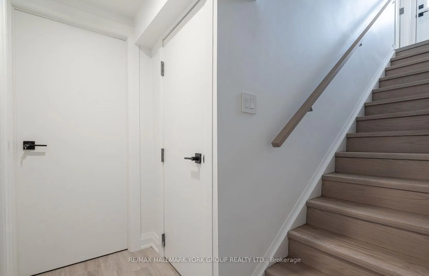 106 Woodpark Pl Place