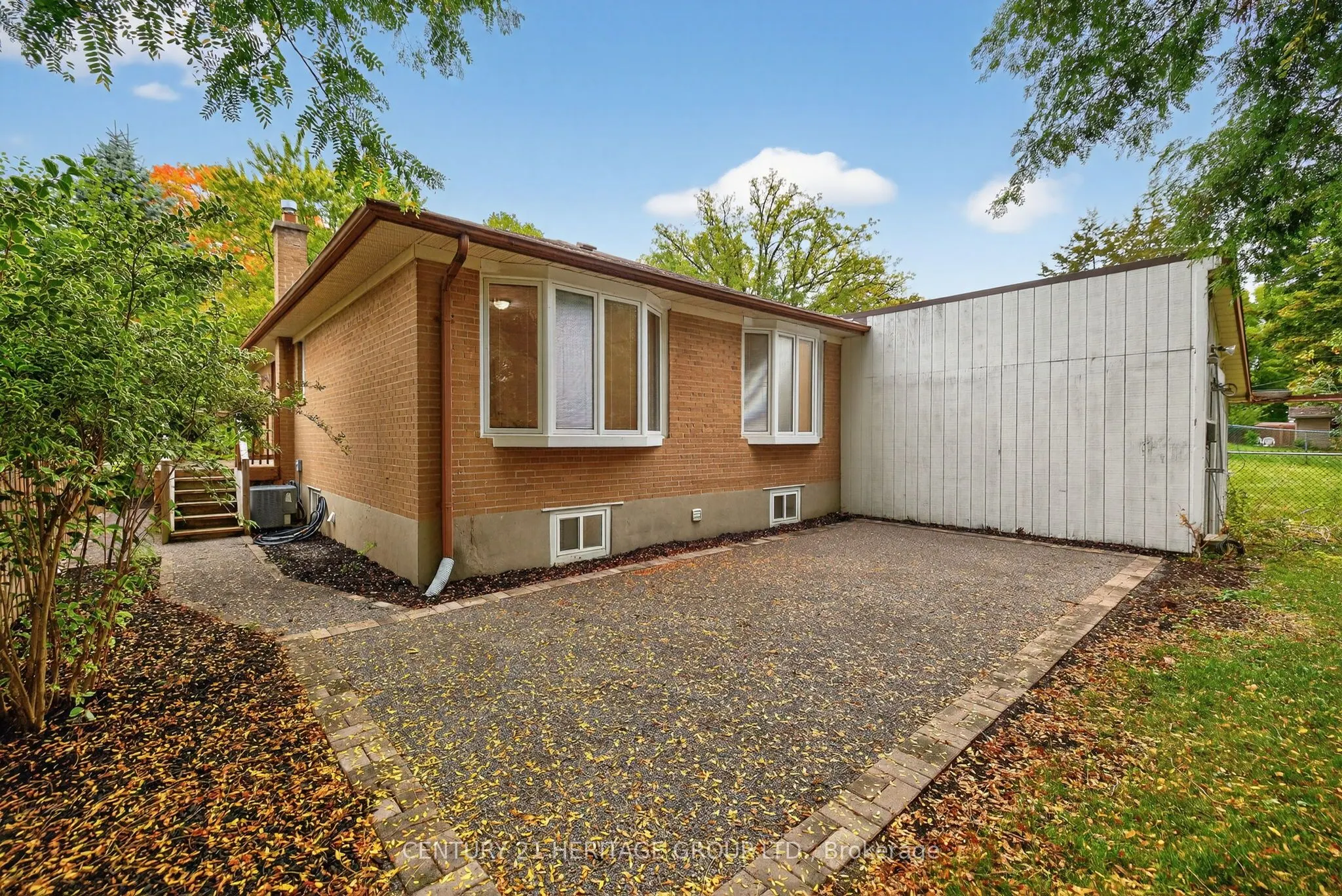 49 Bayview Parkway