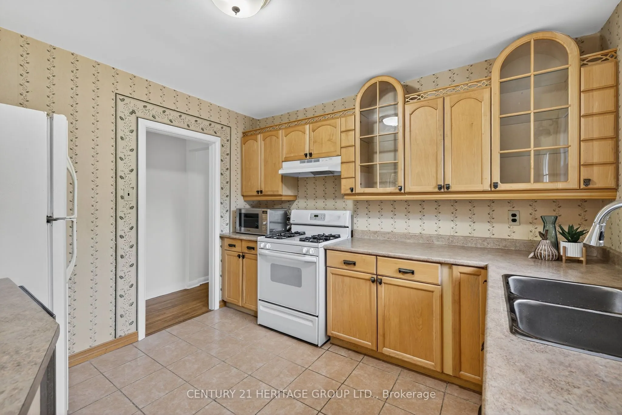 49 Bayview Parkway