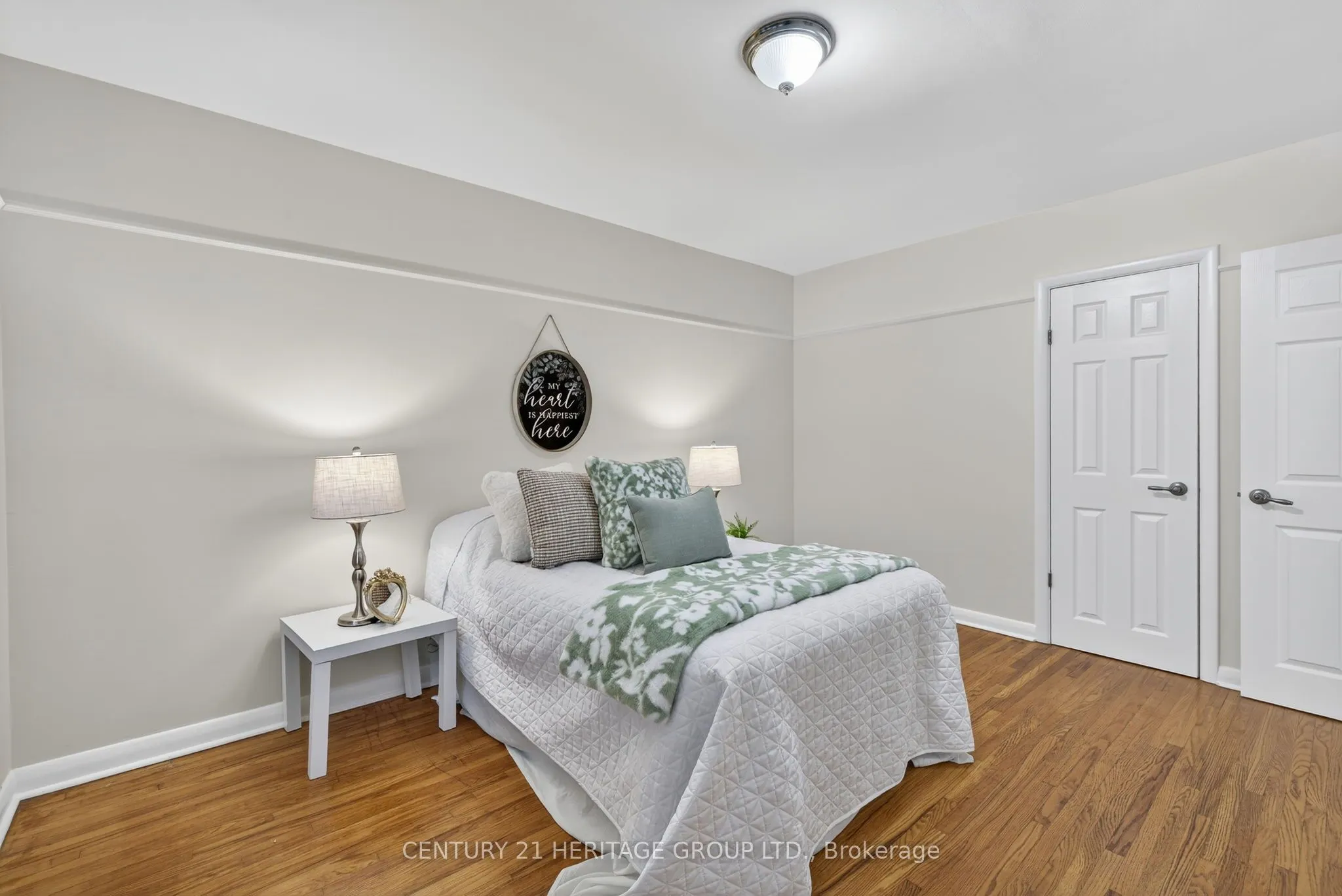 49 Bayview Parkway