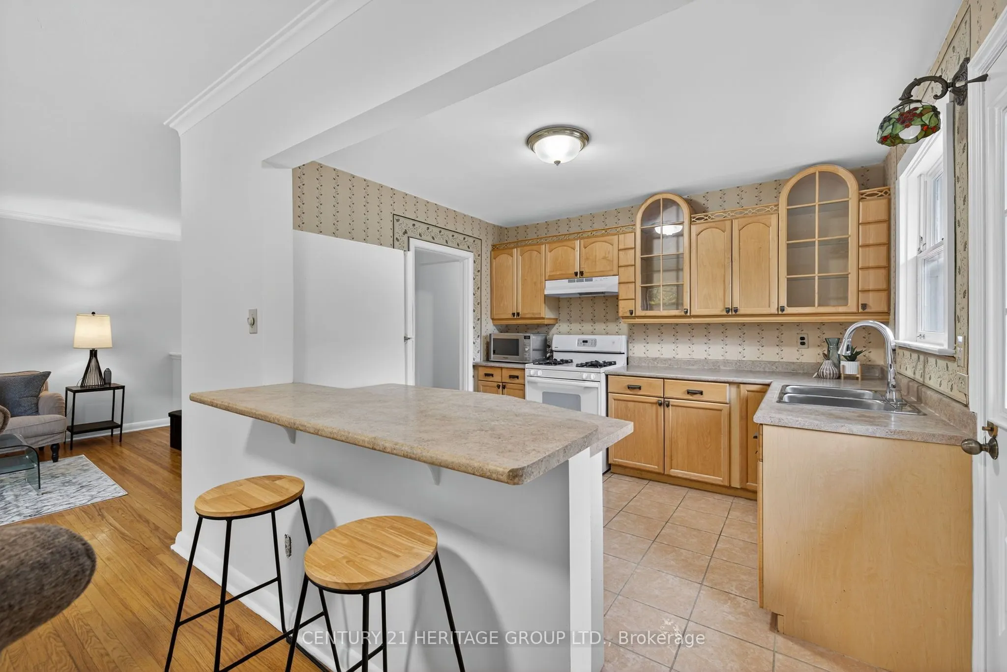 49 Bayview Parkway