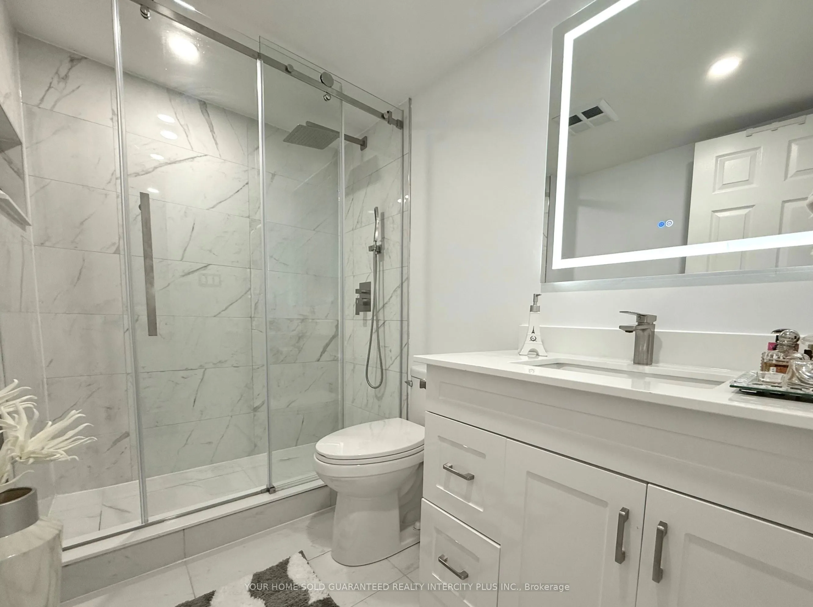 121 Woodbridge Avenue, #313