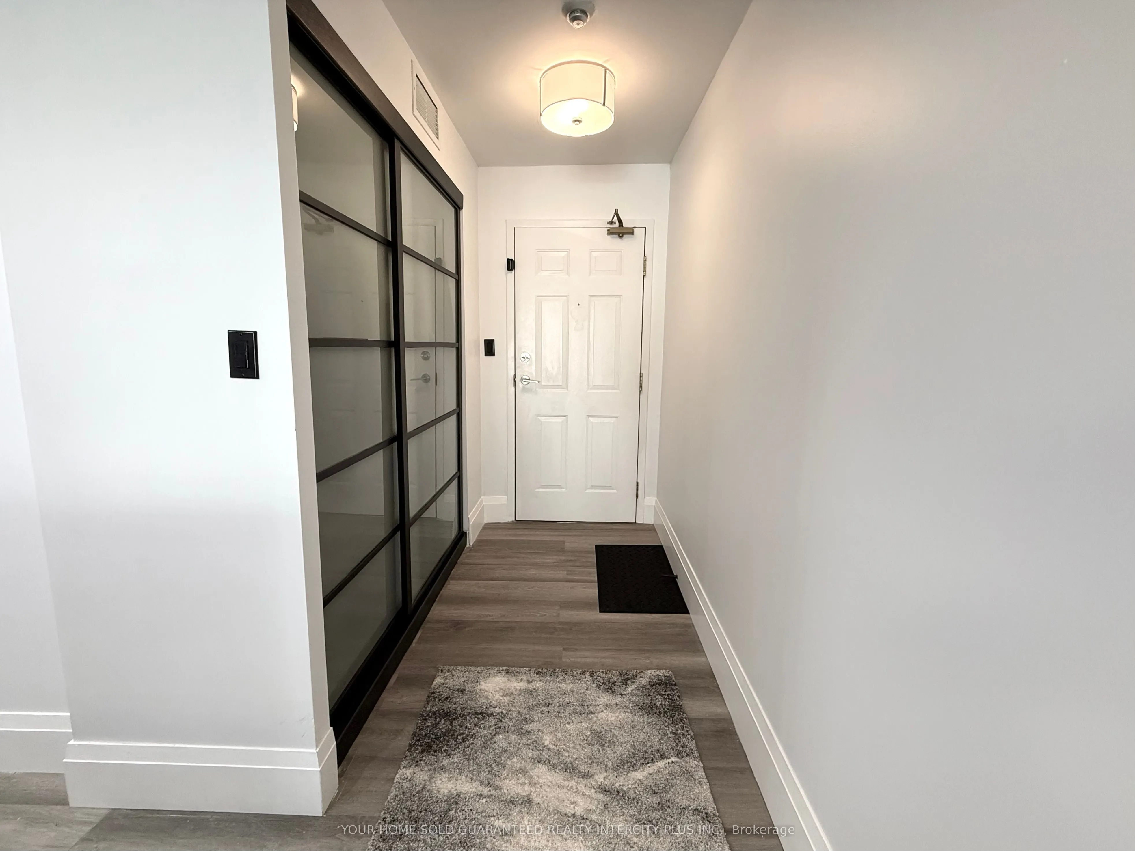 121 Woodbridge Avenue, #313