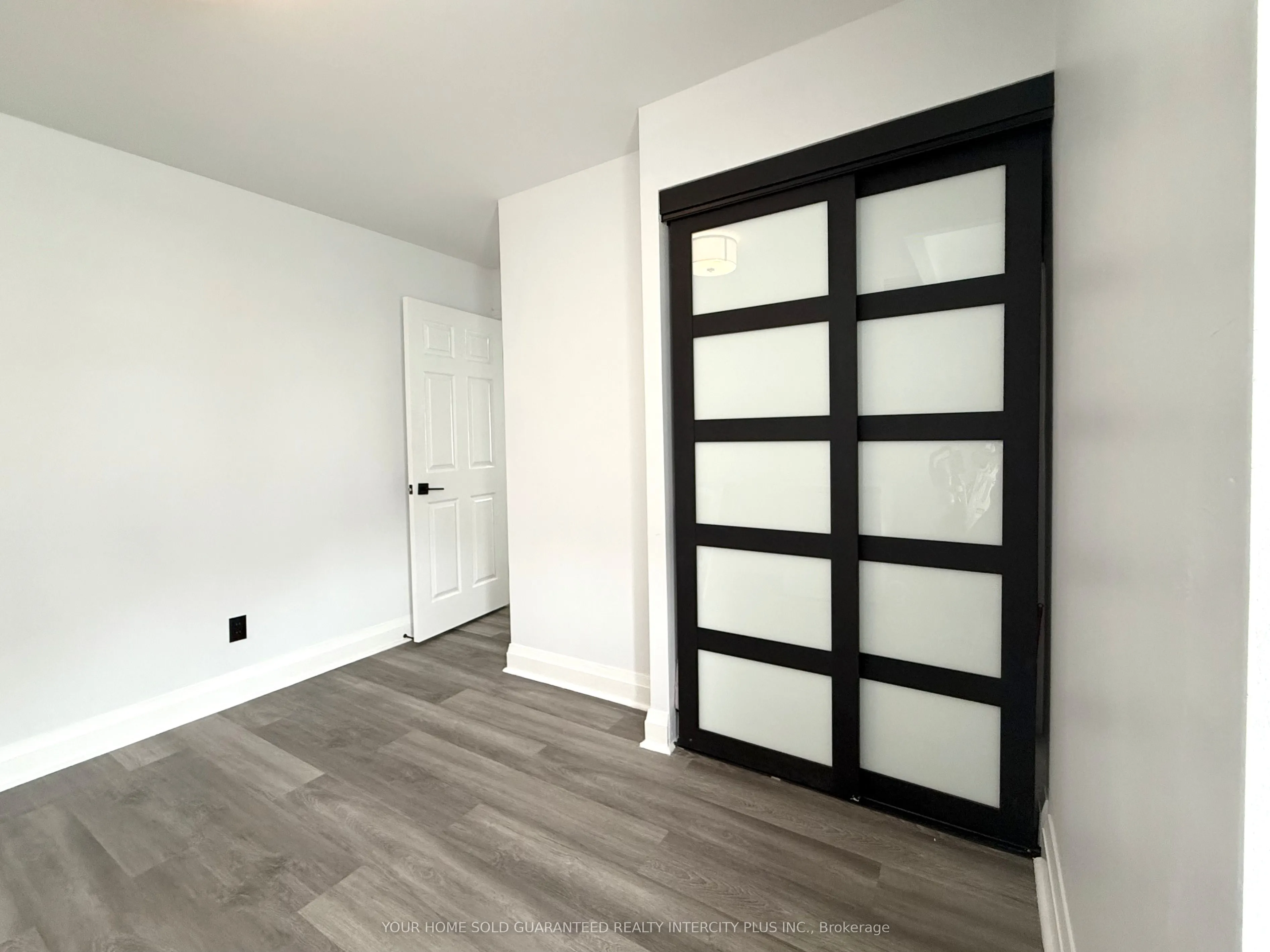 121 Woodbridge Avenue, #313