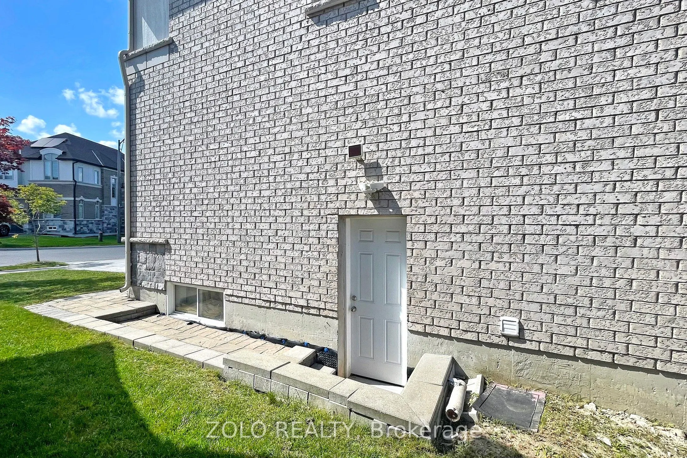 42 Foxberry Road
