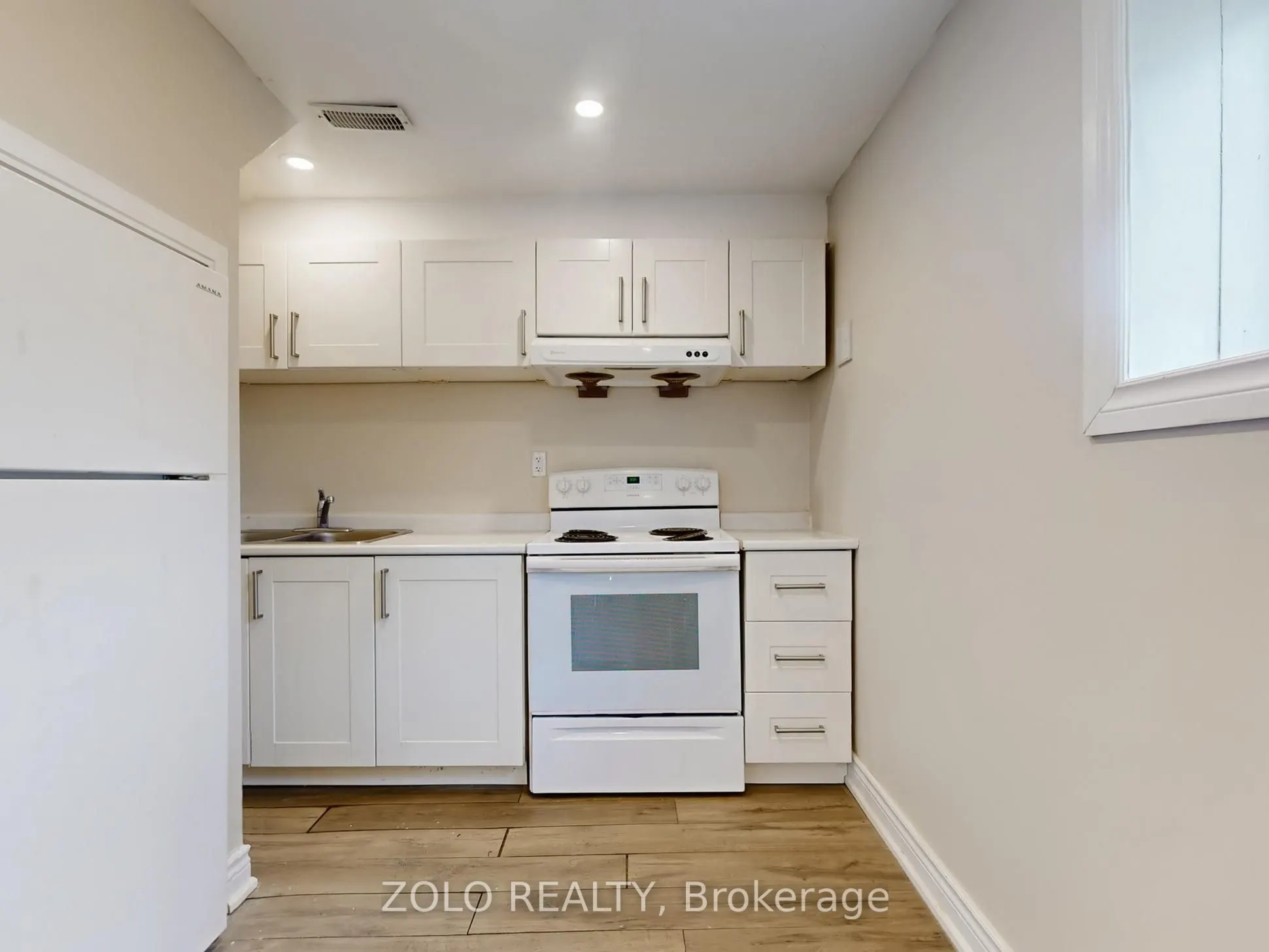 42 Foxberry Road