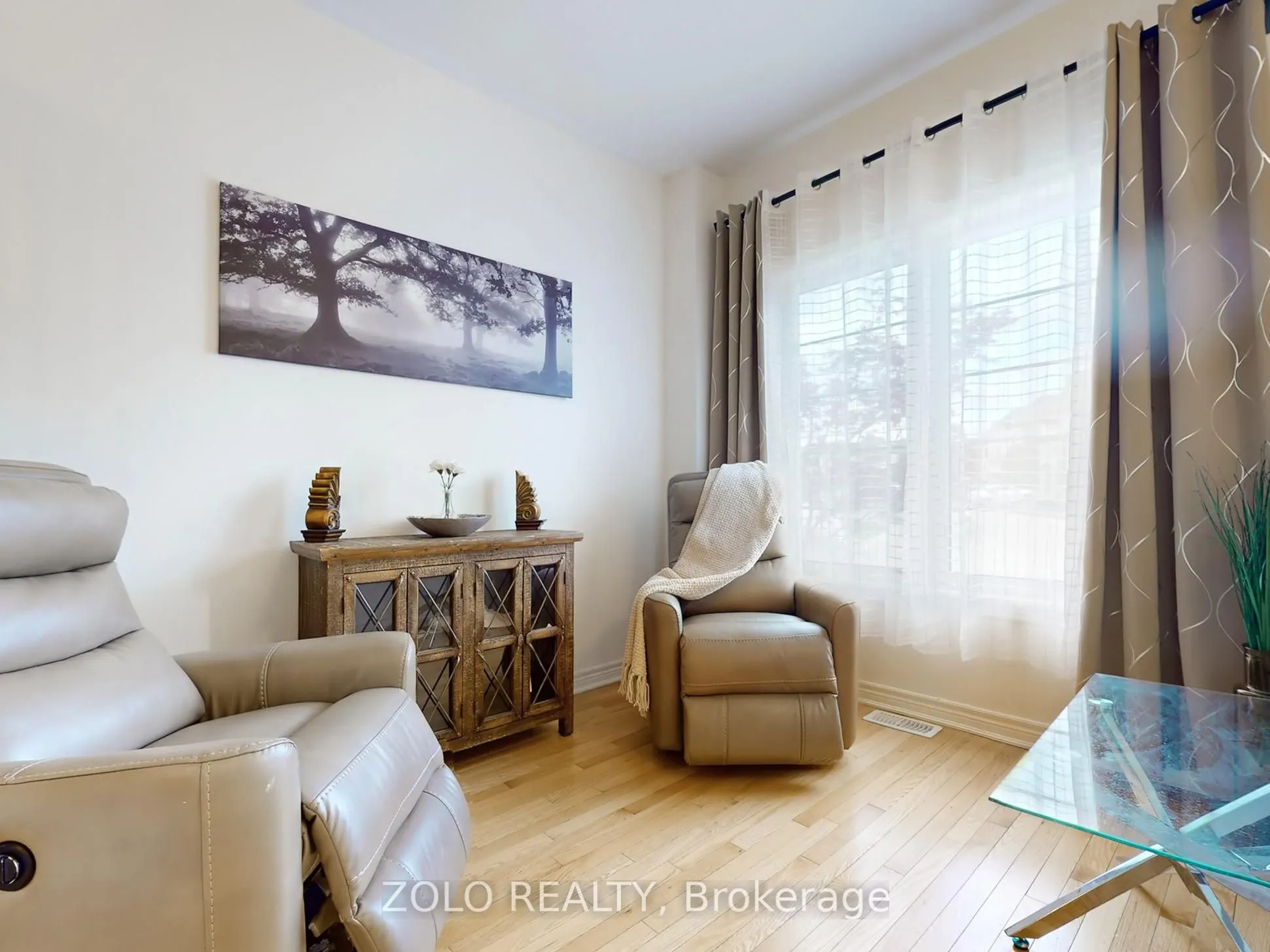 42 Foxberry Road