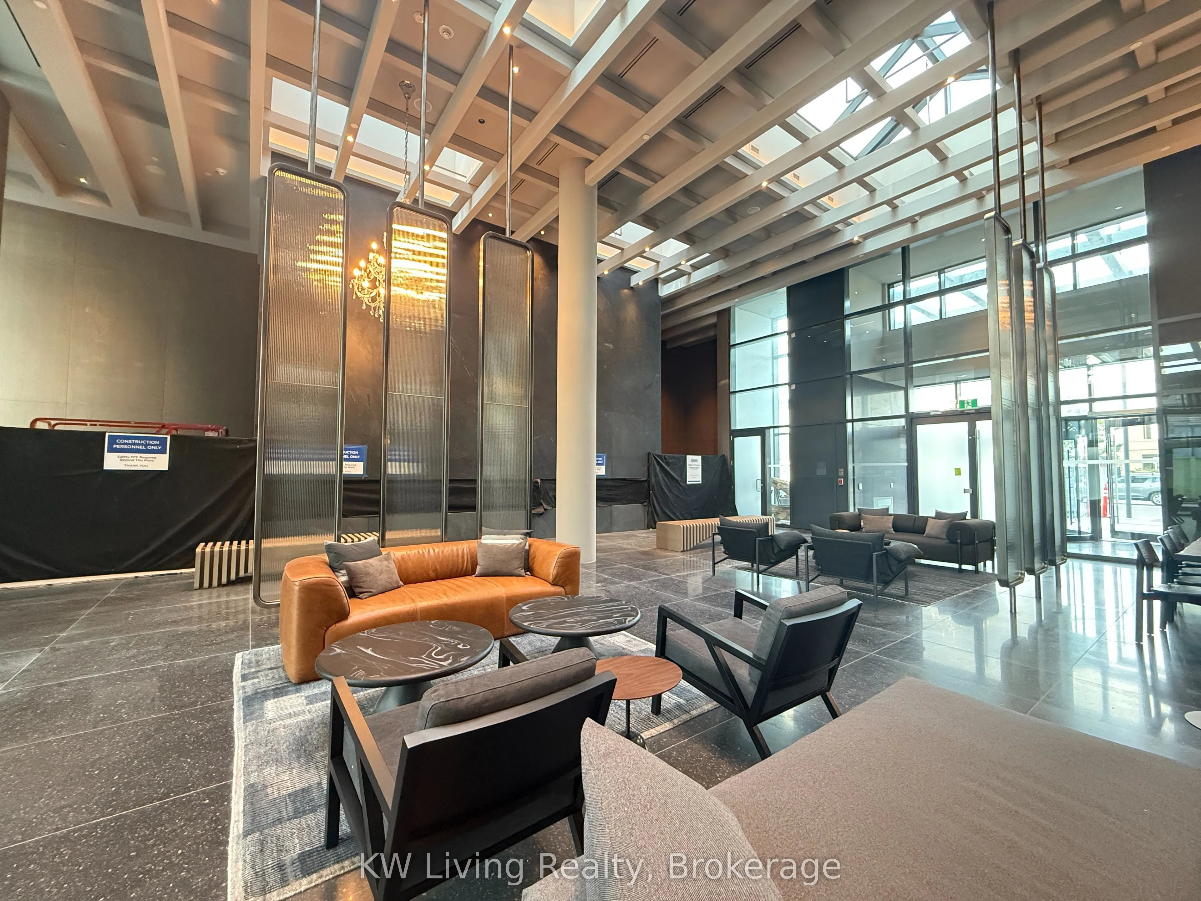 28 Interchange Way, #2516